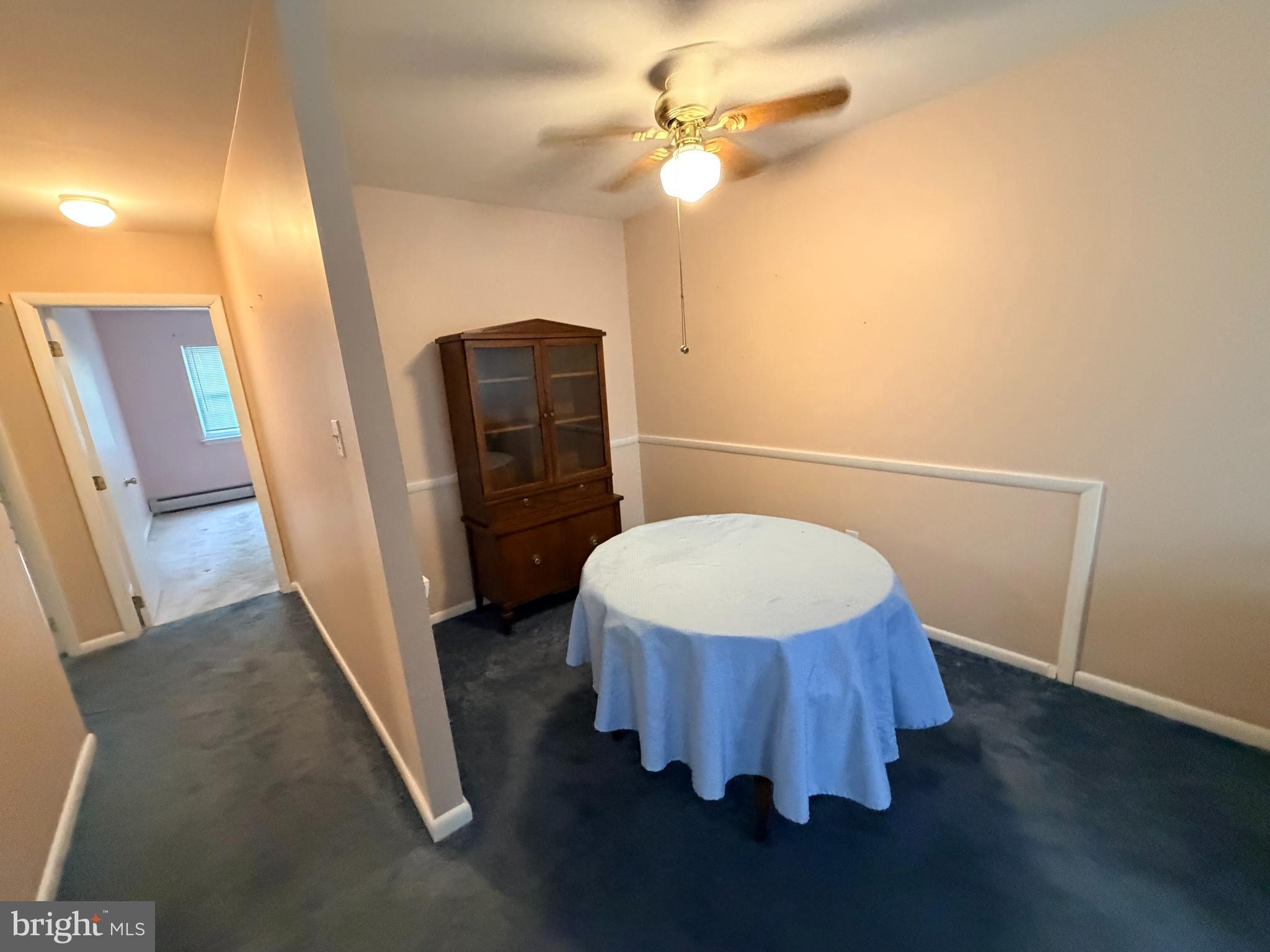 ASTON ARMS - Residential