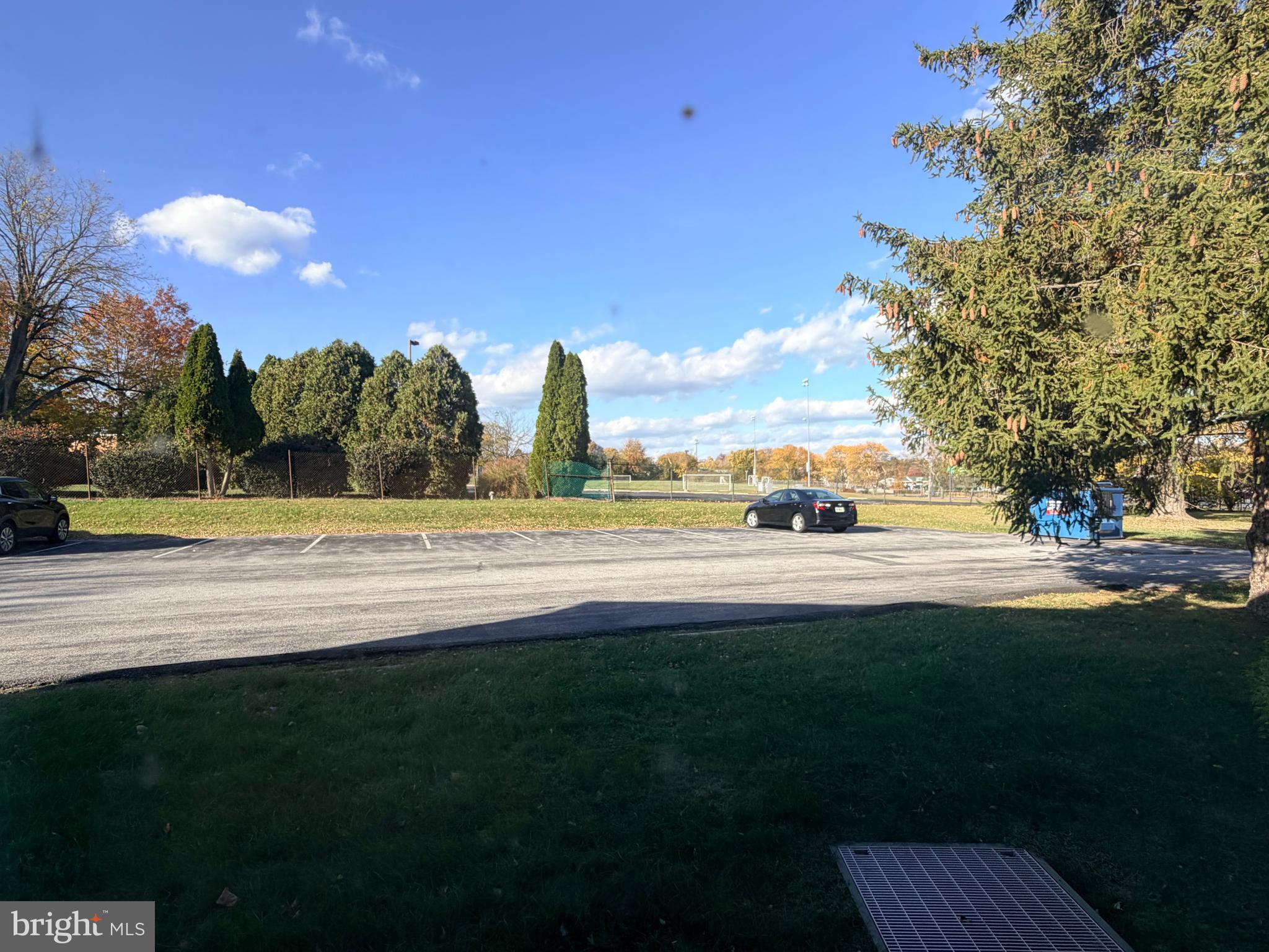 ASTON ARMS - Residential