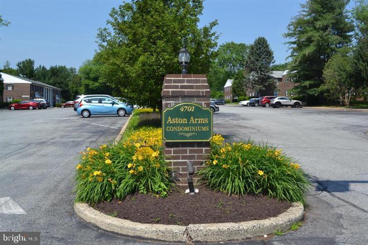 ASTON ARMS - Residential