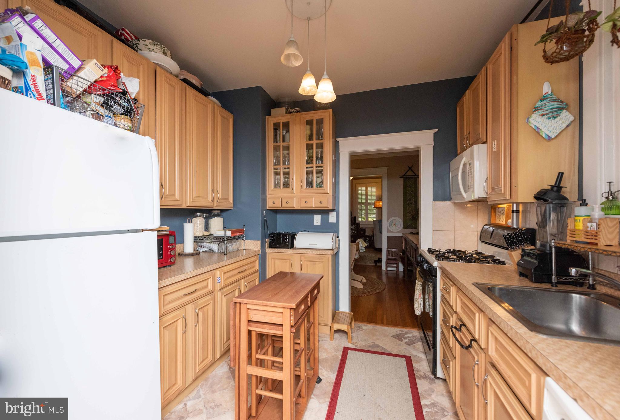 EMMA P HUME - Residential Lease