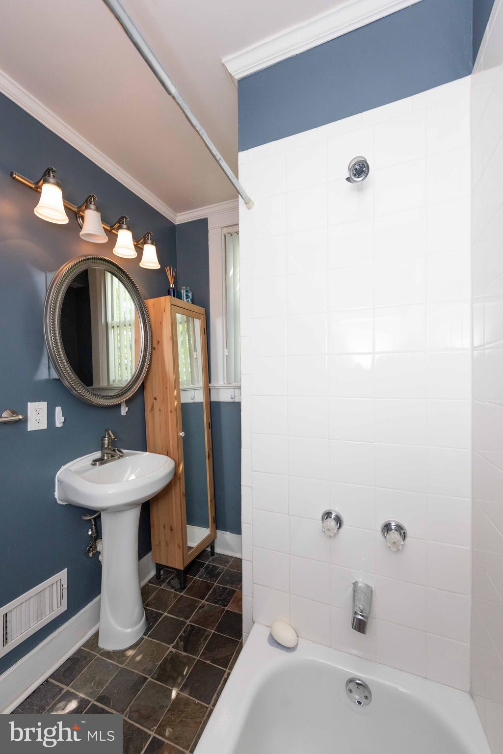 EMMA P HUME - Residential Lease