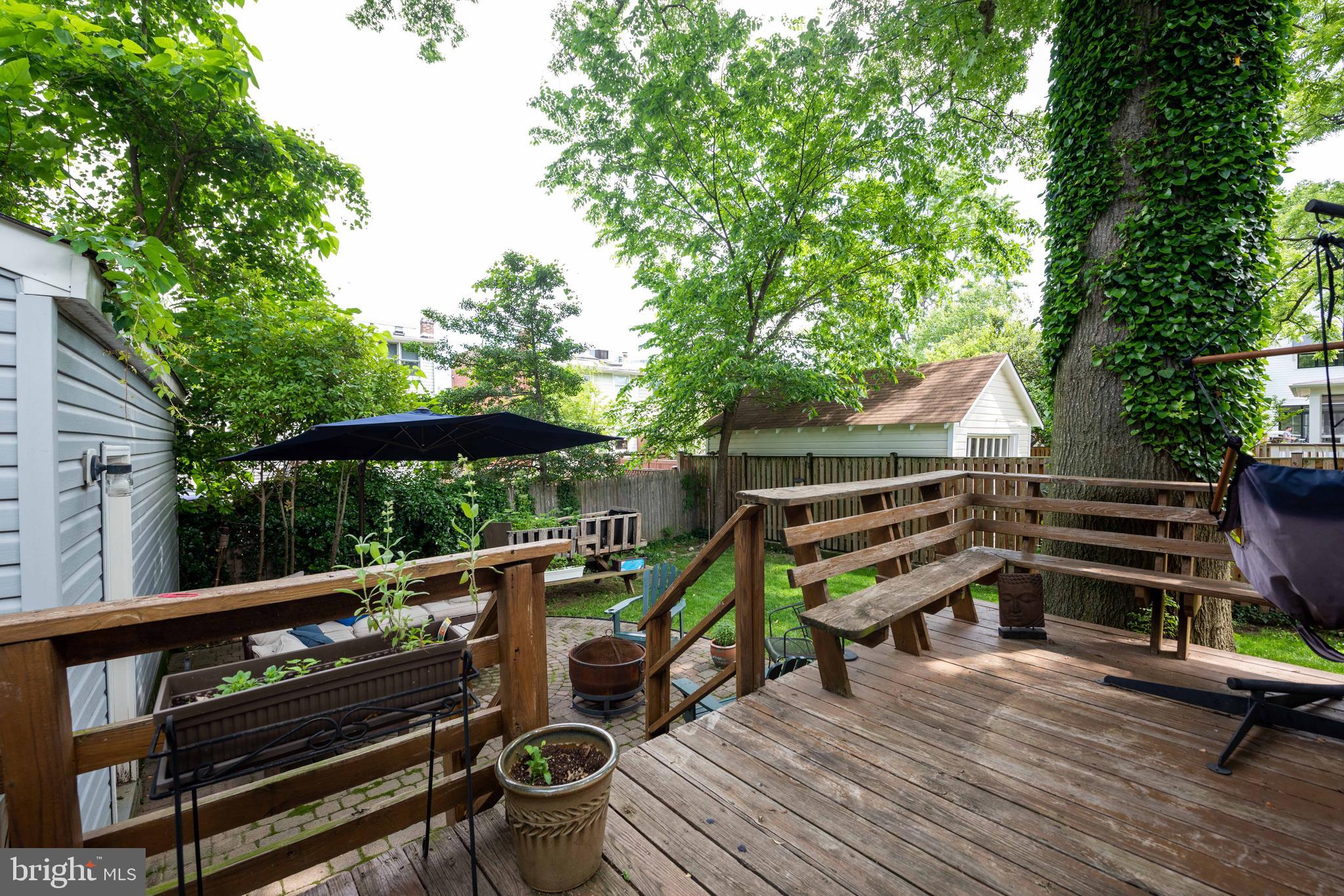 EMMA P HUME - Residential Lease