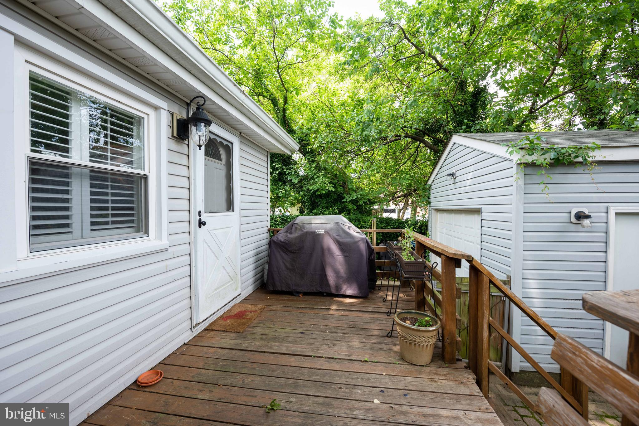 EMMA P HUME - Residential Lease