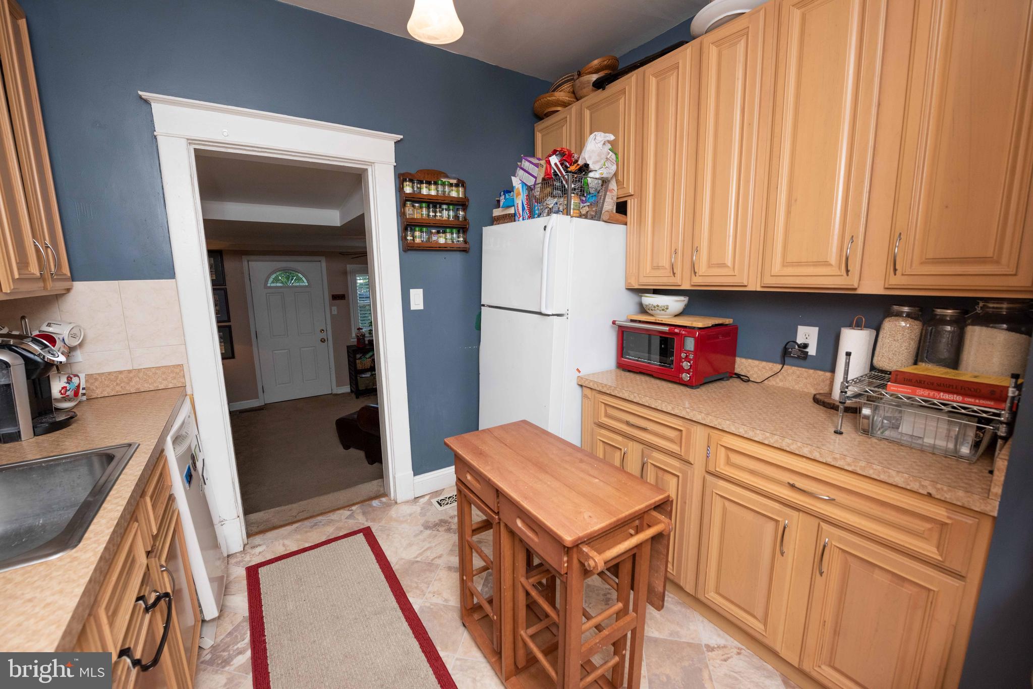 EMMA P HUME - Residential Lease