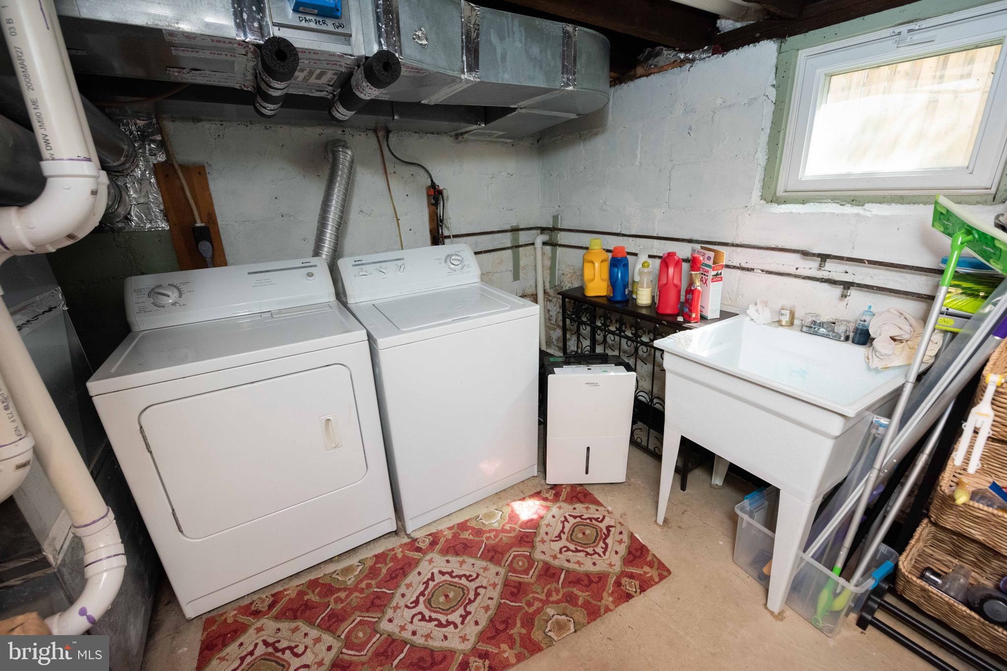 EMMA P HUME - Residential Lease