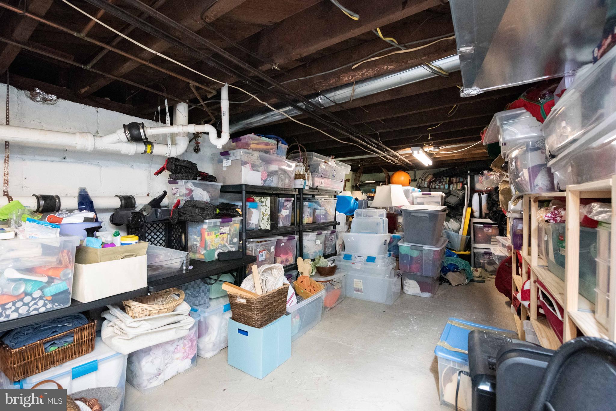 EMMA P HUME - Residential Lease