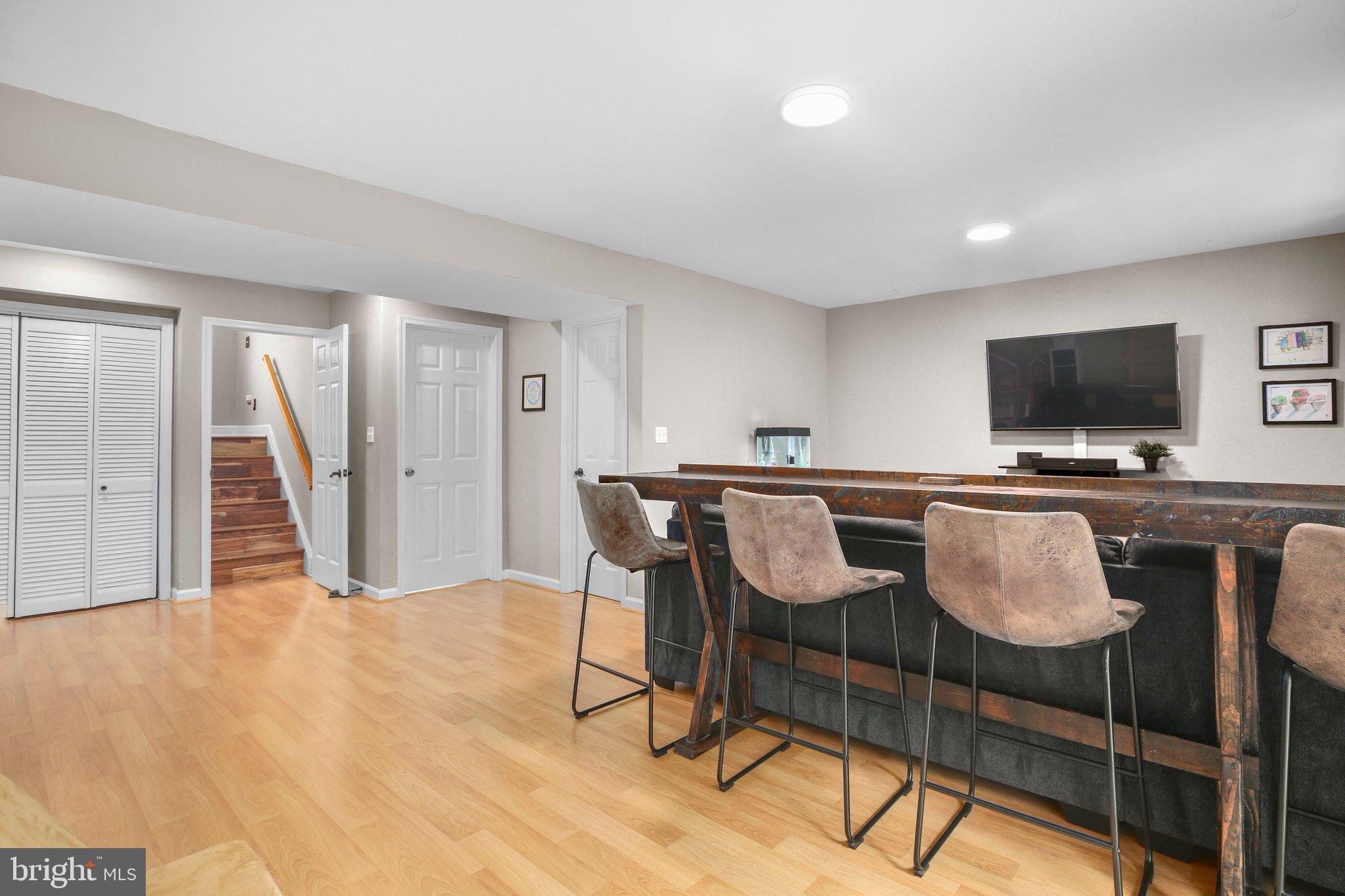 RUFFIN'S POND - Residential