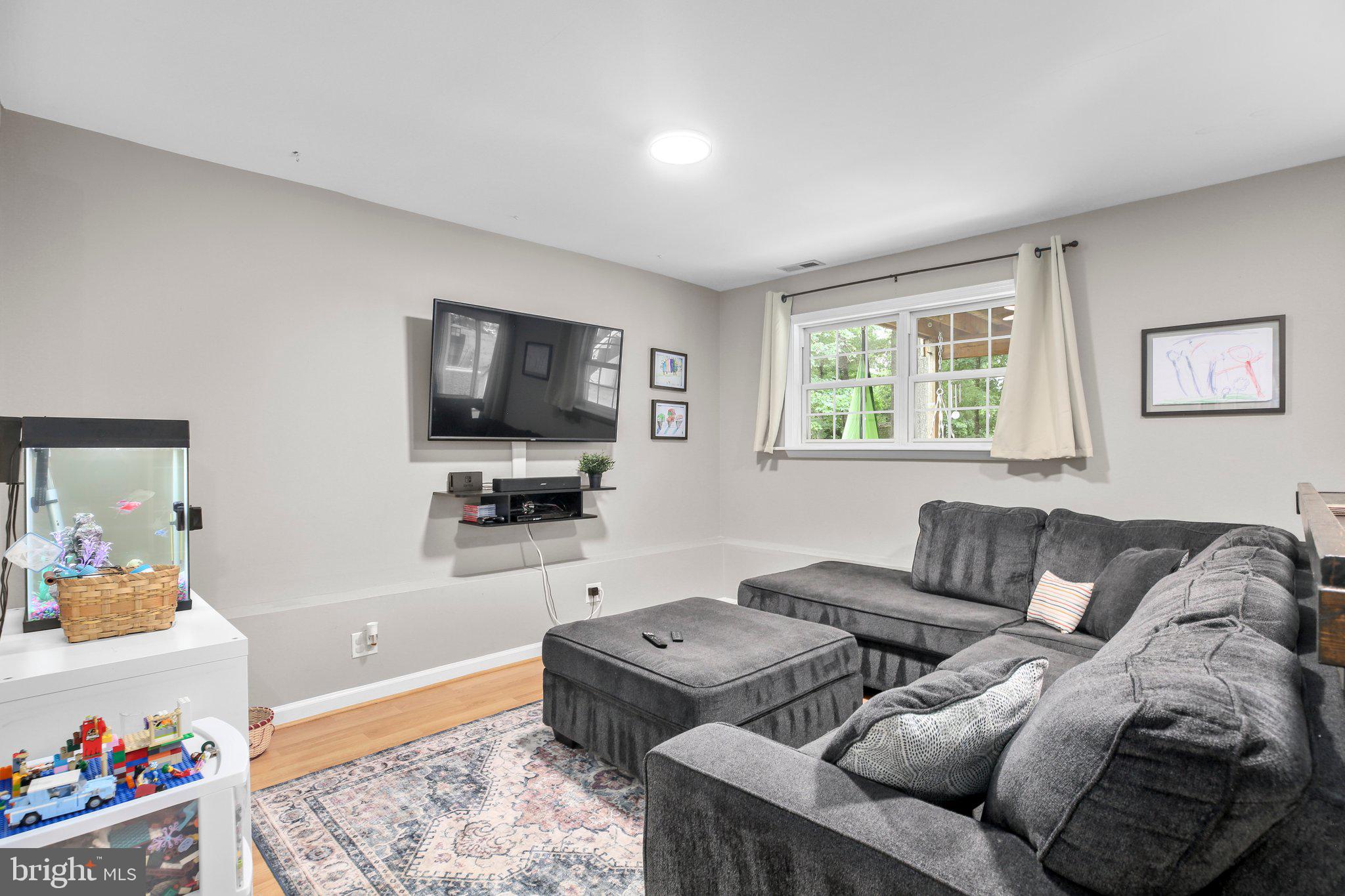 RUFFIN'S POND - Residential