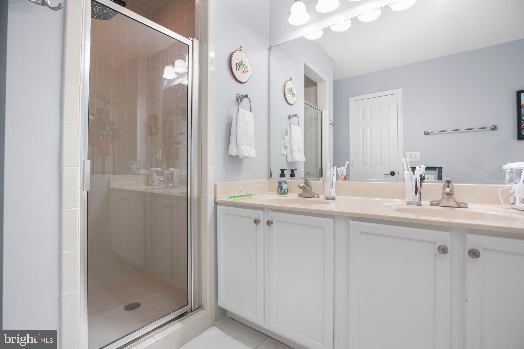 RUFFIN'S POND - Residential