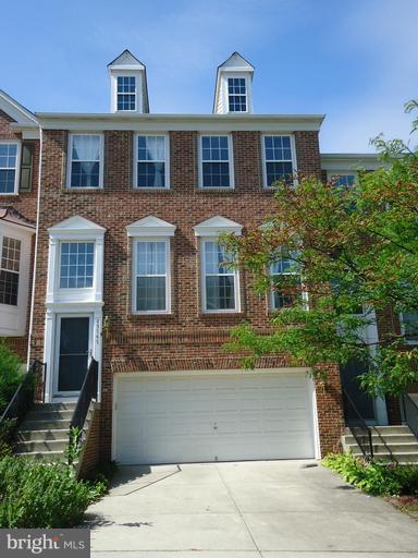 TALL OAKS - Residential Lease