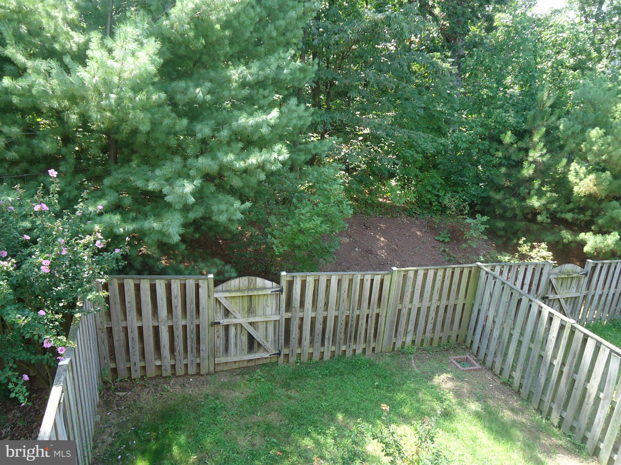 TALL OAKS - Residential Lease