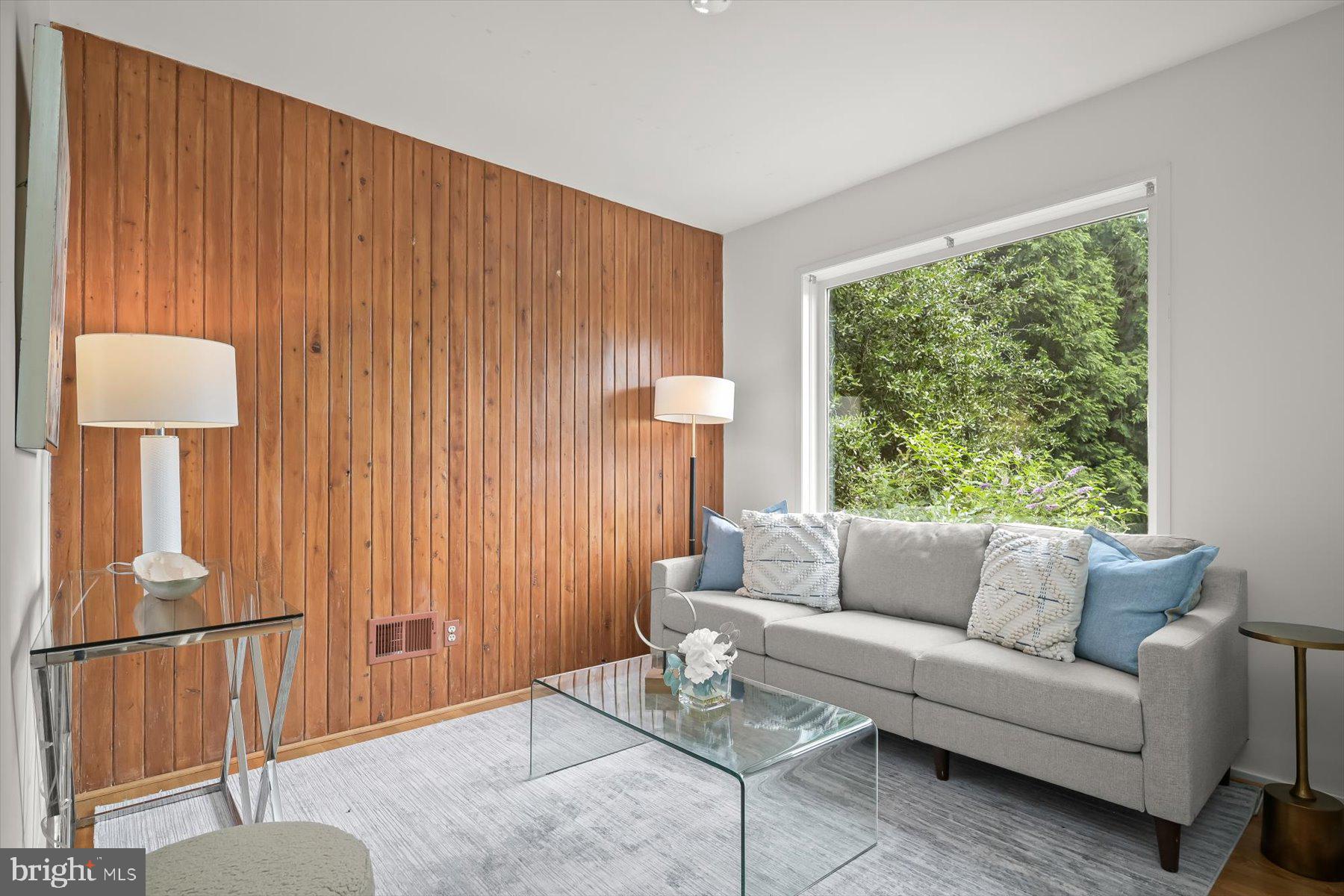 GLEN ECHO HEIGHTS - Residential