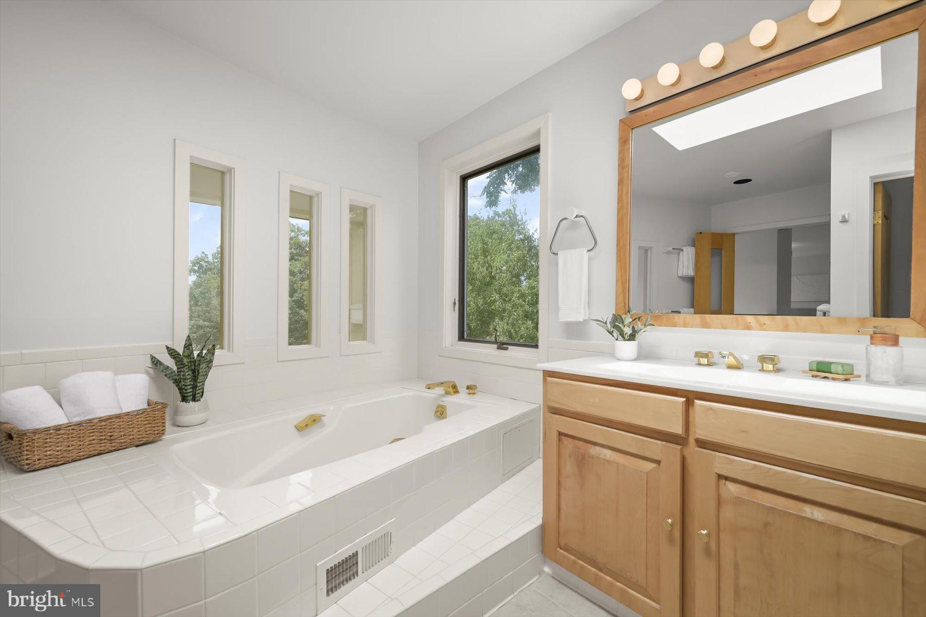 GLEN ECHO HEIGHTS - Residential