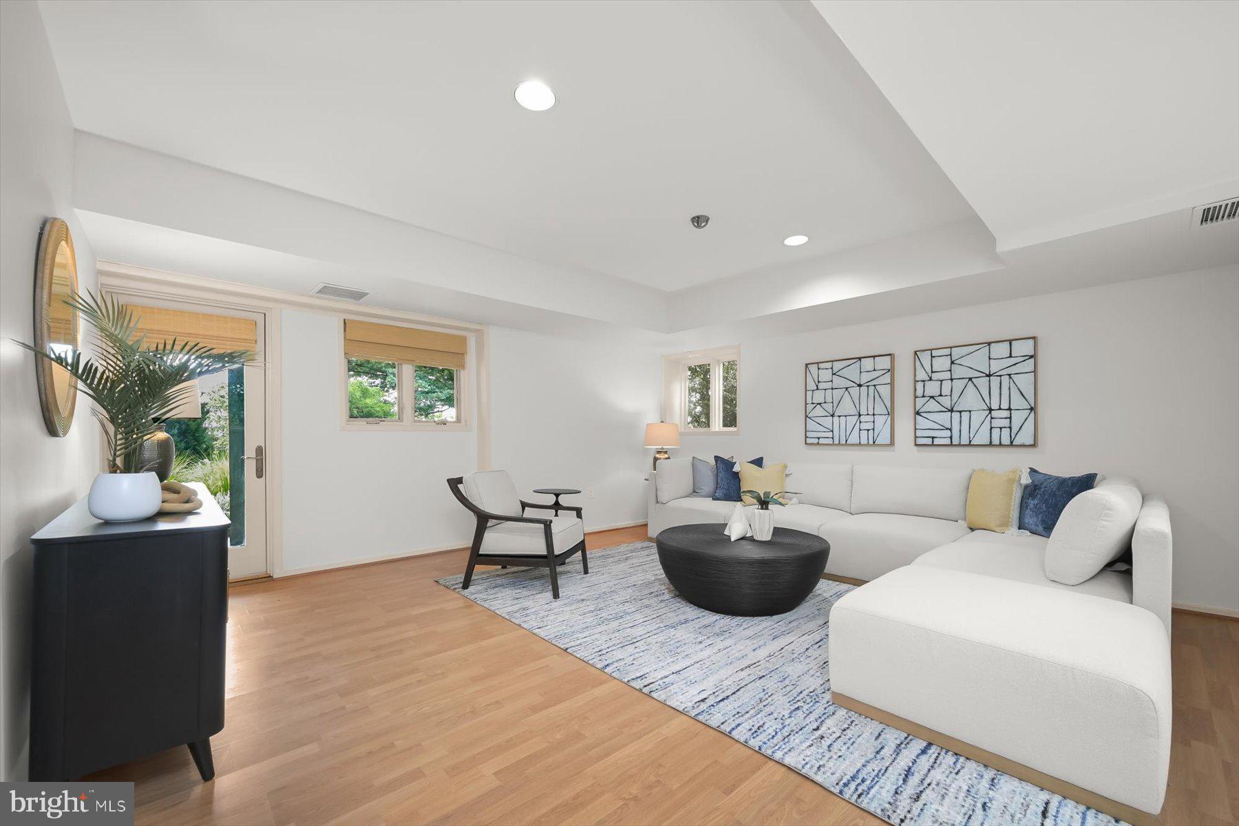 GLEN ECHO HEIGHTS - Residential