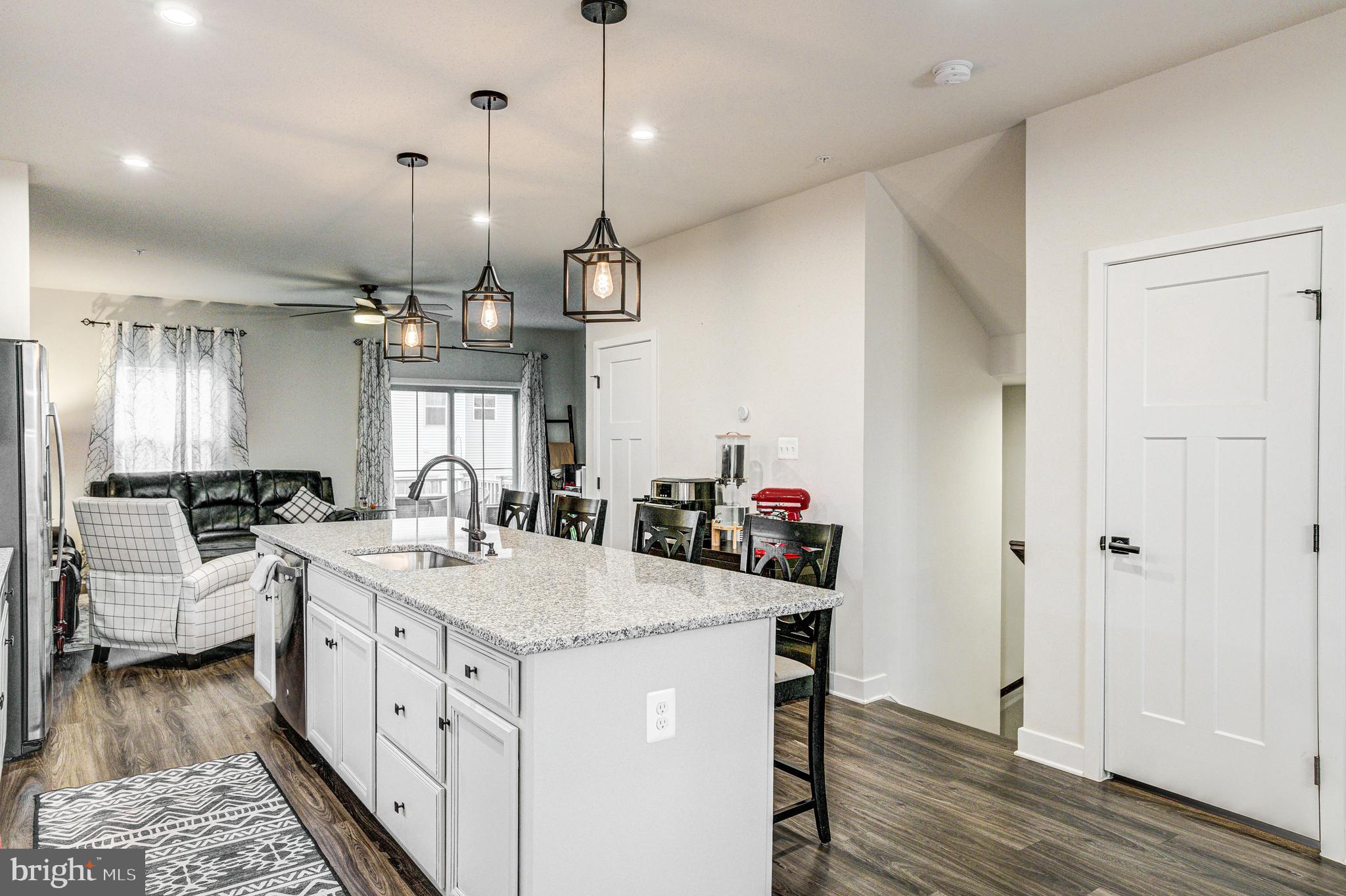 OAKDALE VILLAGE - Residential