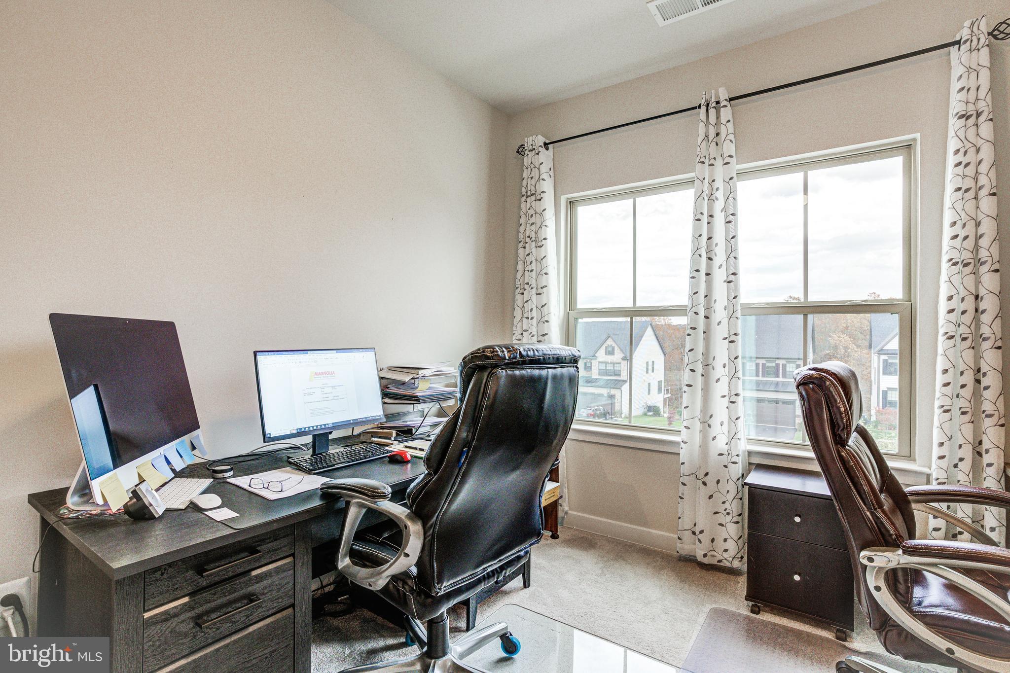 OAKDALE VILLAGE - Residential