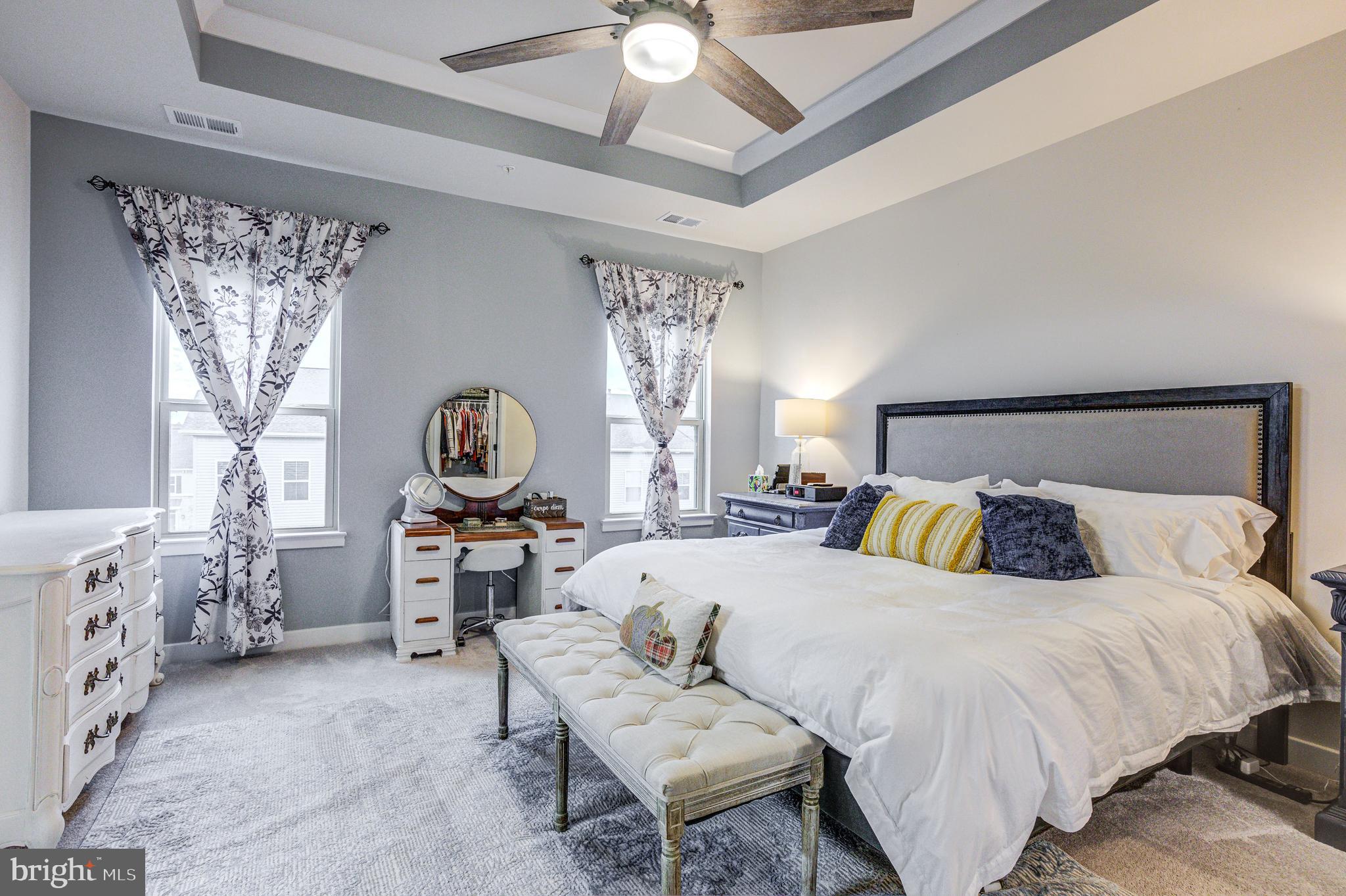 OAKDALE VILLAGE - Residential