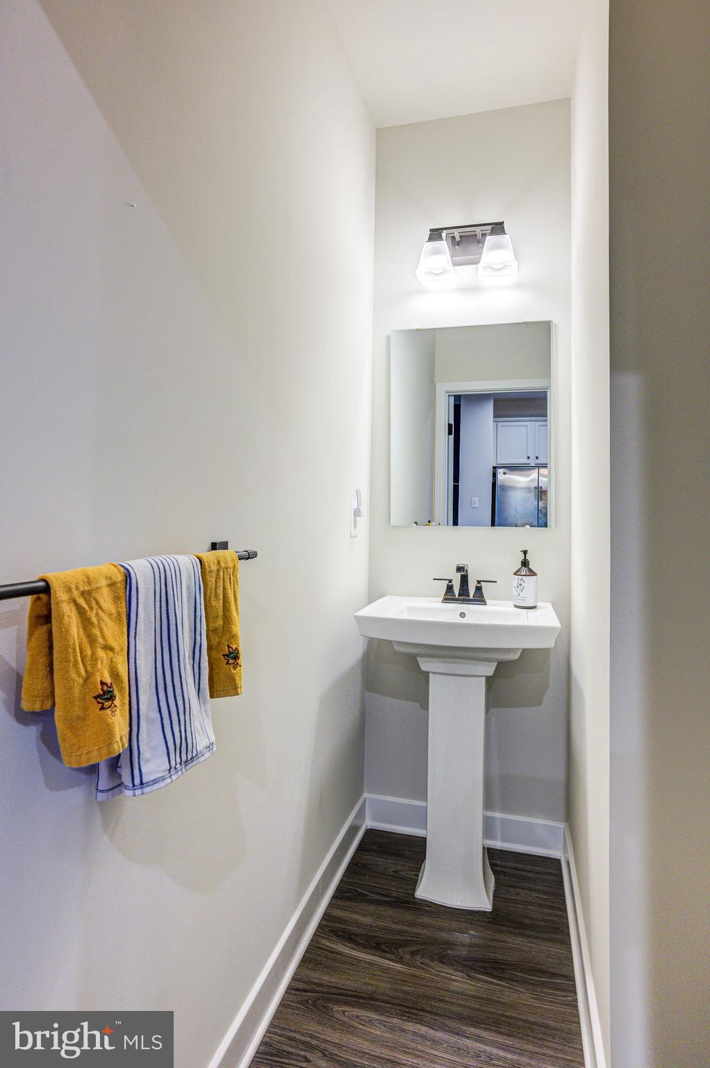 OAKDALE VILLAGE - Residential