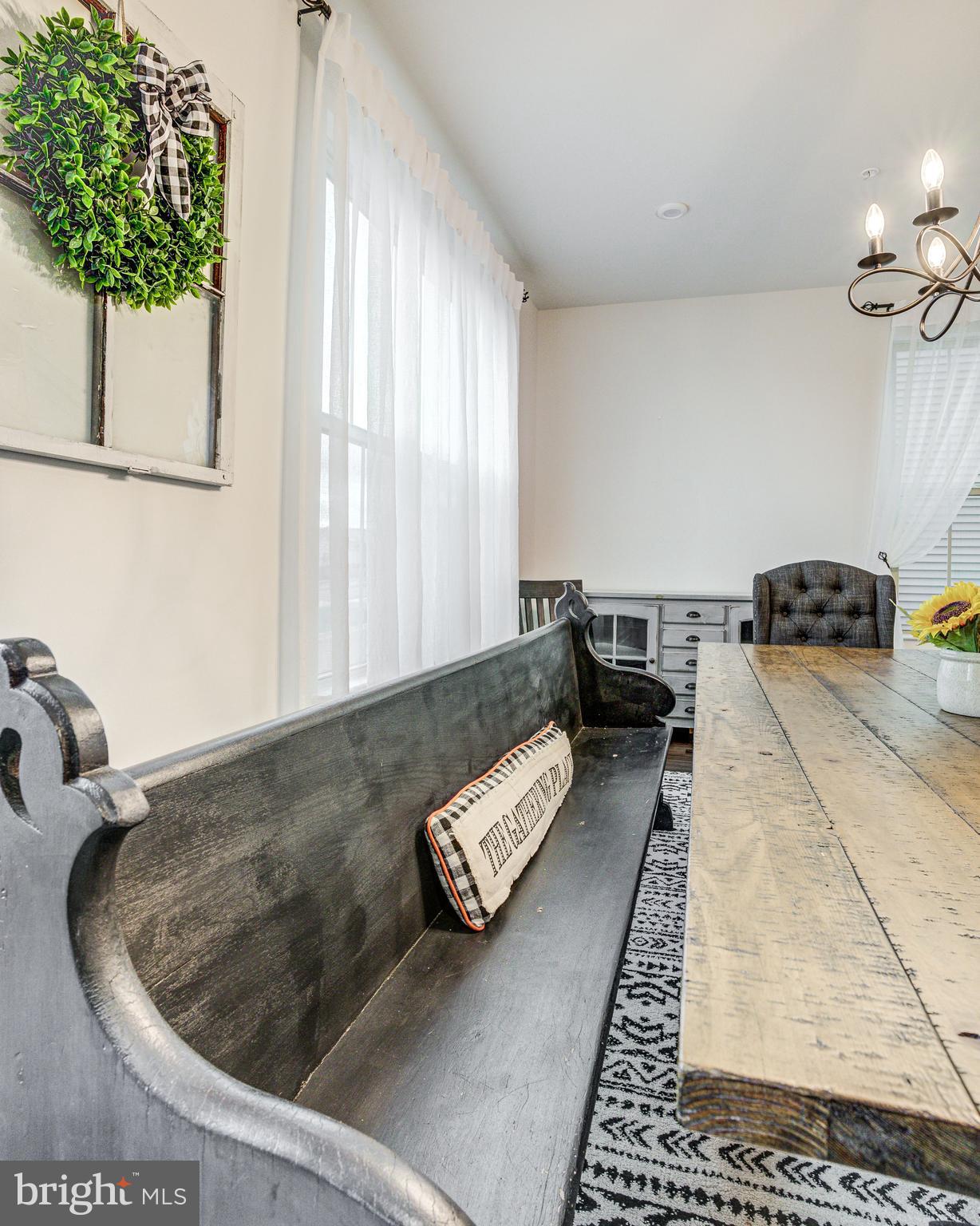 OAKDALE VILLAGE - Residential