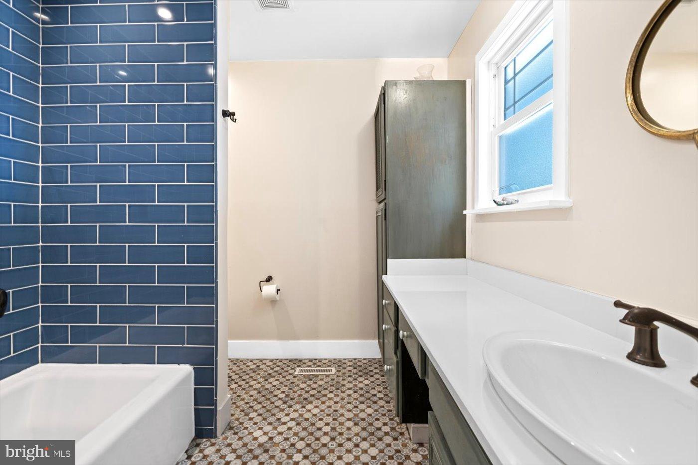 AQUIA HARBOUR - Residential