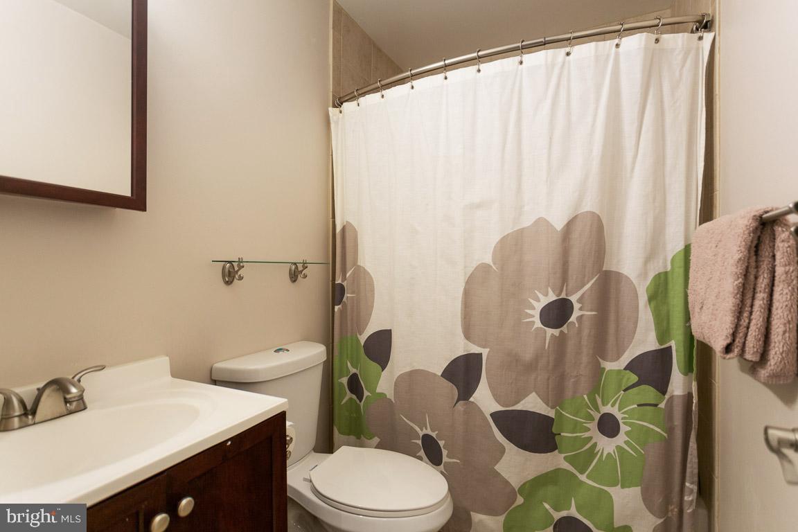 GLEN COVE - Residential