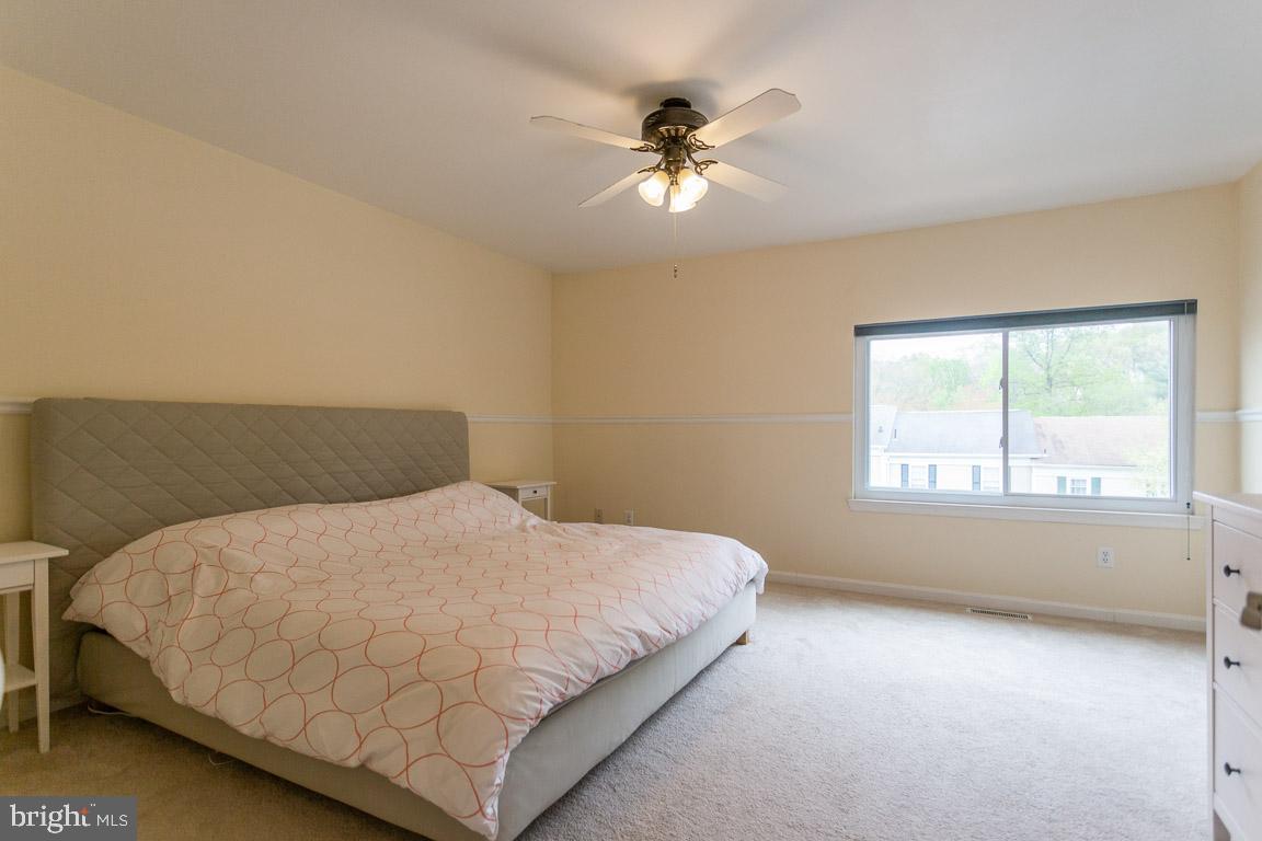 GLEN COVE - Residential