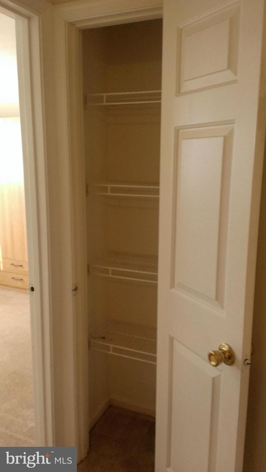 HUNTING QUARTERS - Residential Lease