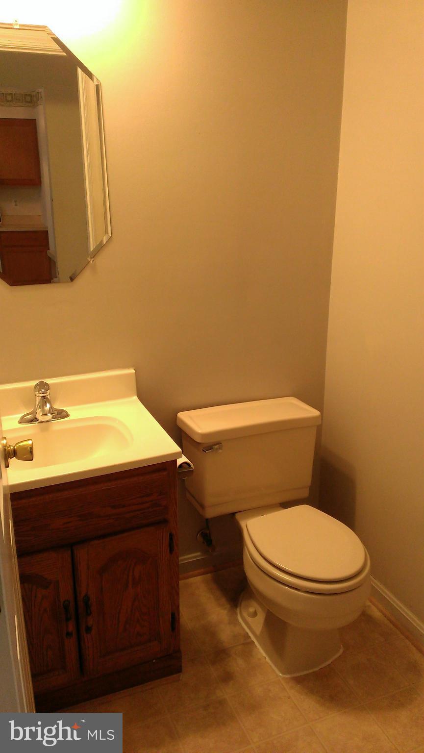 HUNTING QUARTERS - Residential Lease