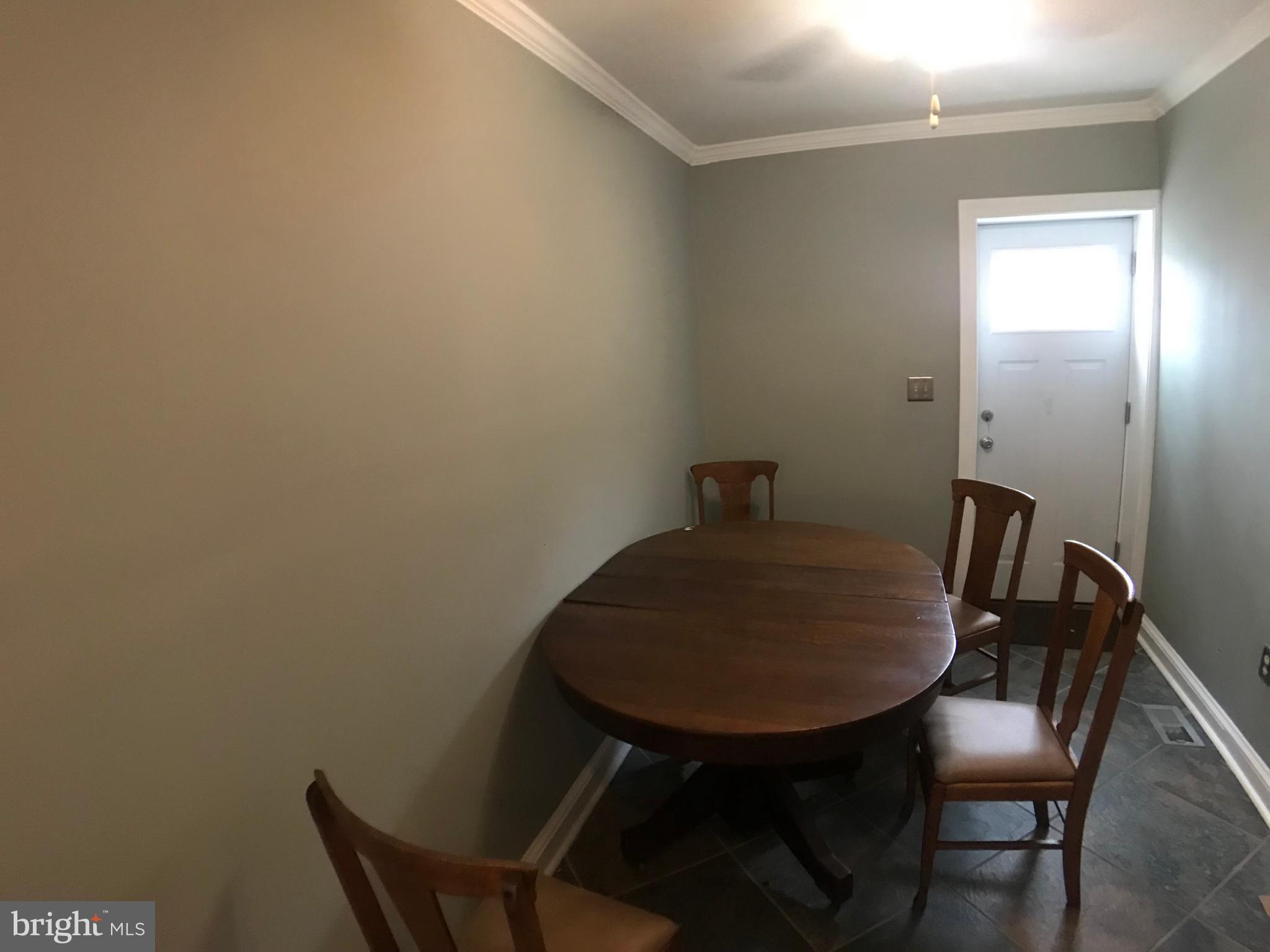 HOLLINS MARKET - Residential Lease