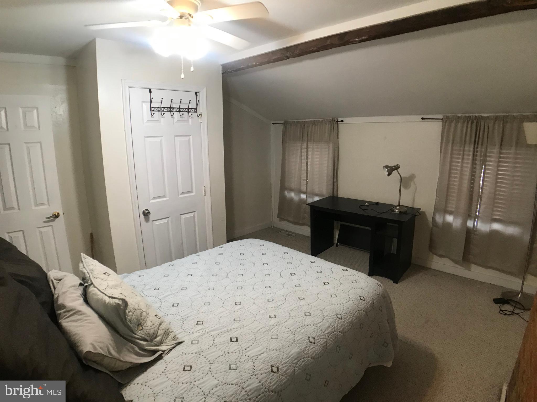 HOLLINS MARKET - Residential Lease