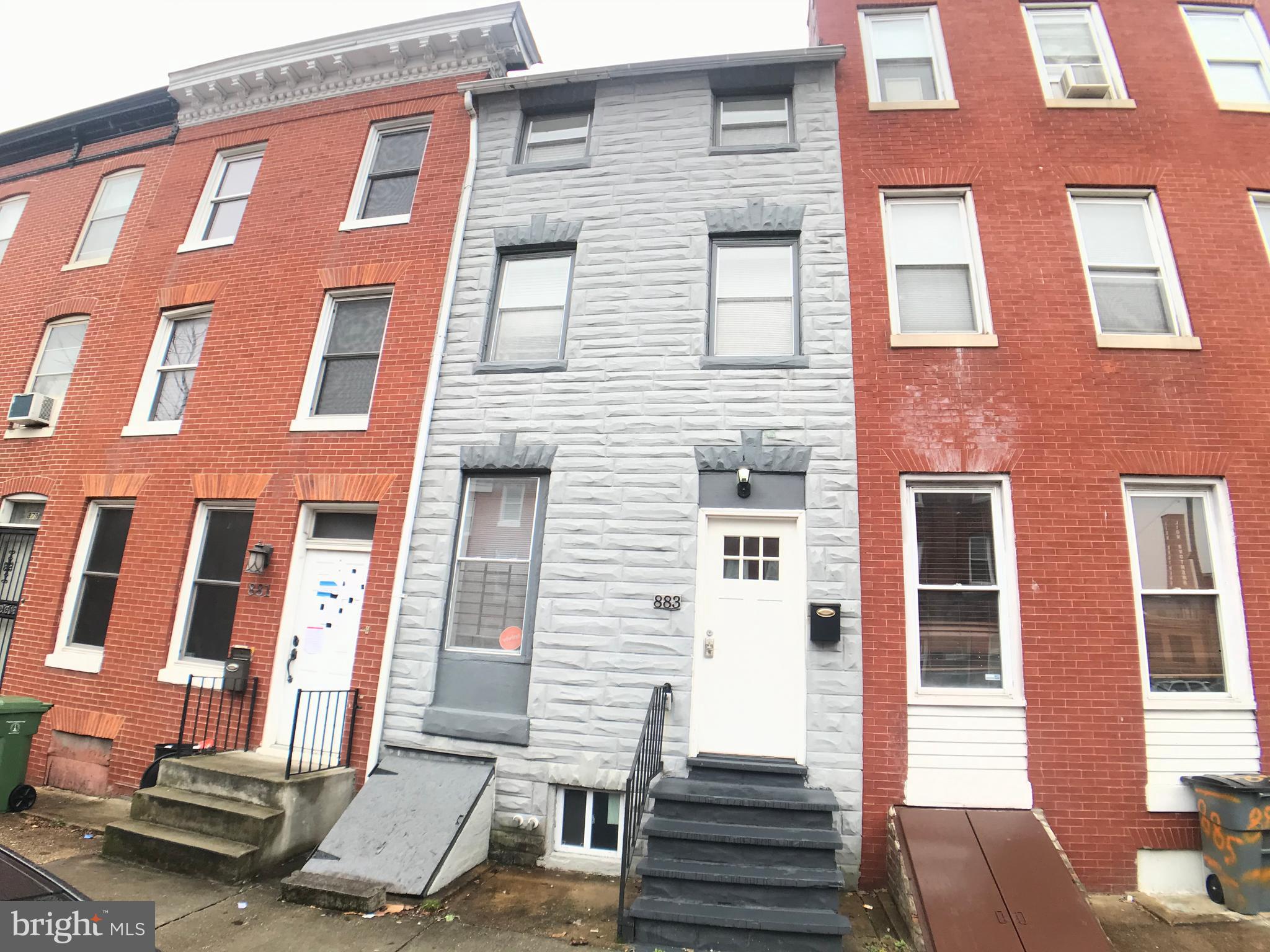 HOLLINS MARKET - Residential Lease