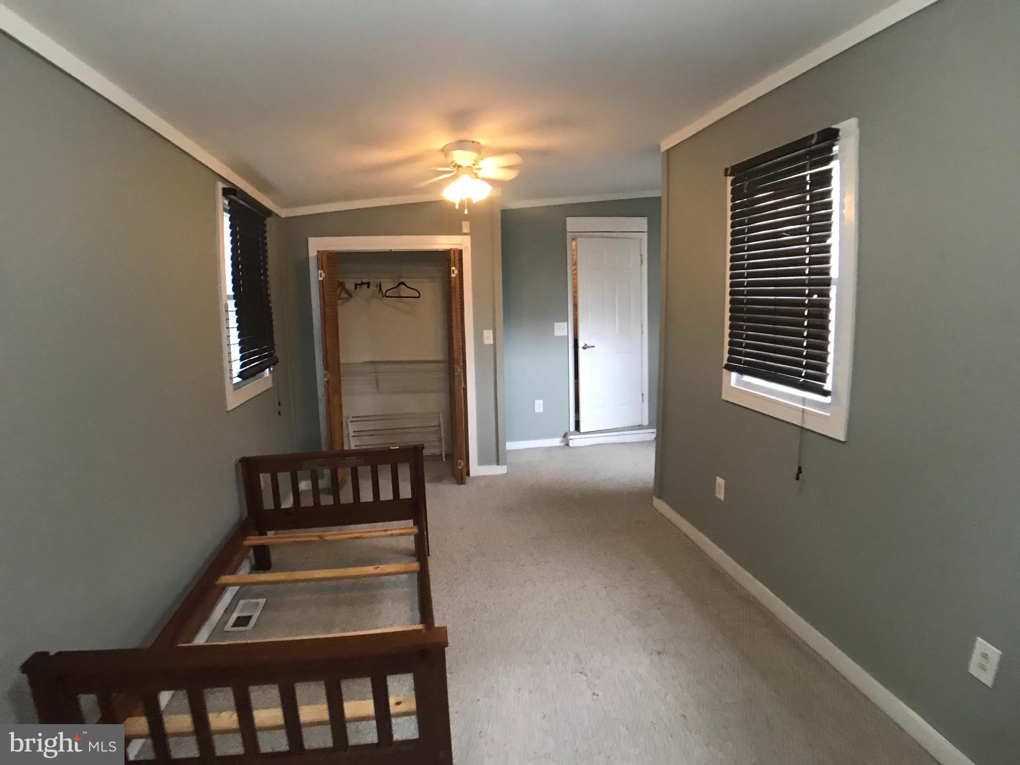 HOLLINS MARKET - Residential Lease