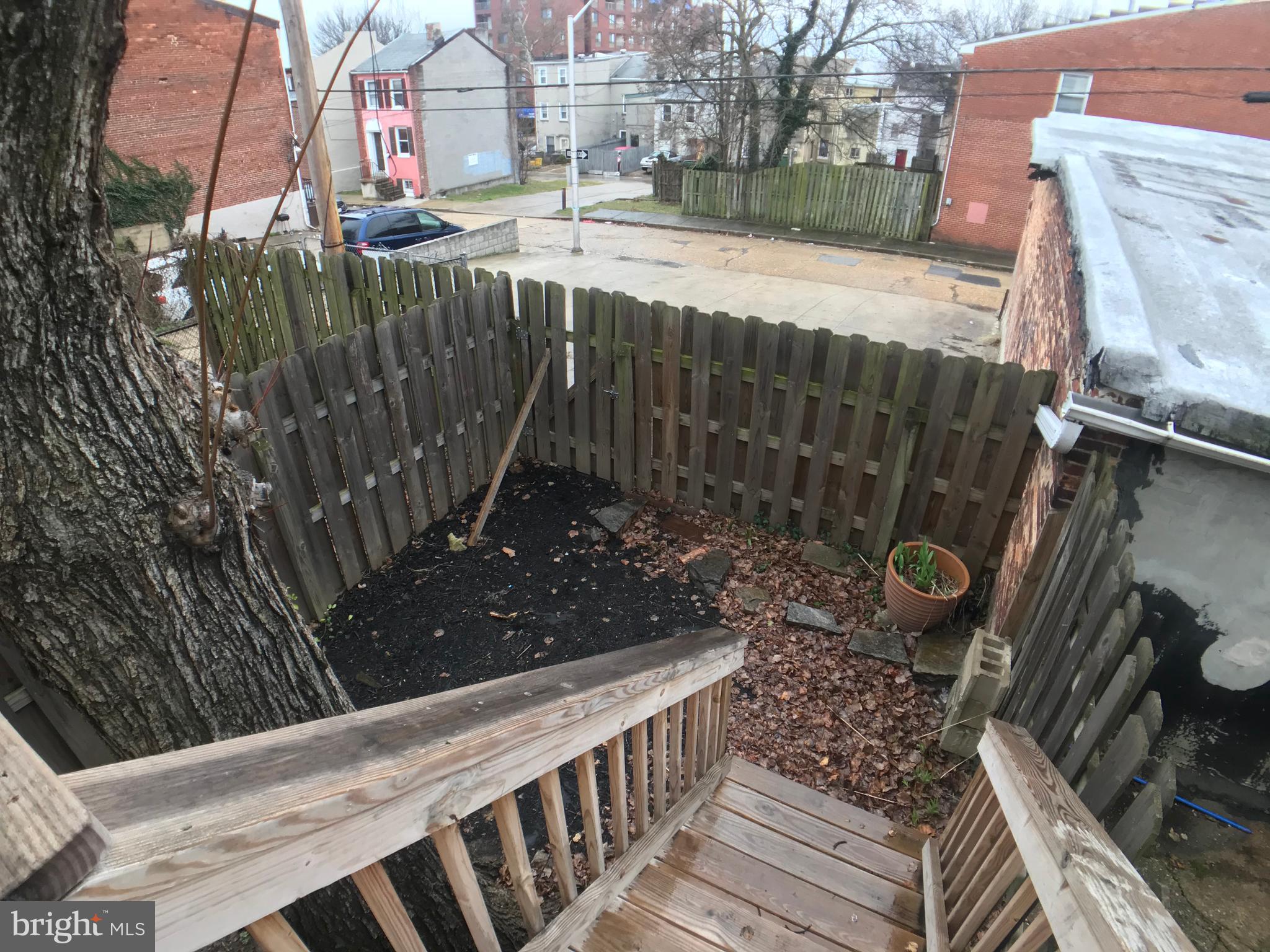 HOLLINS MARKET - Residential Lease