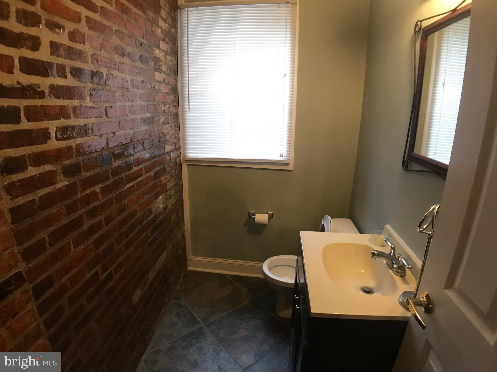 HOLLINS MARKET - Residential Lease