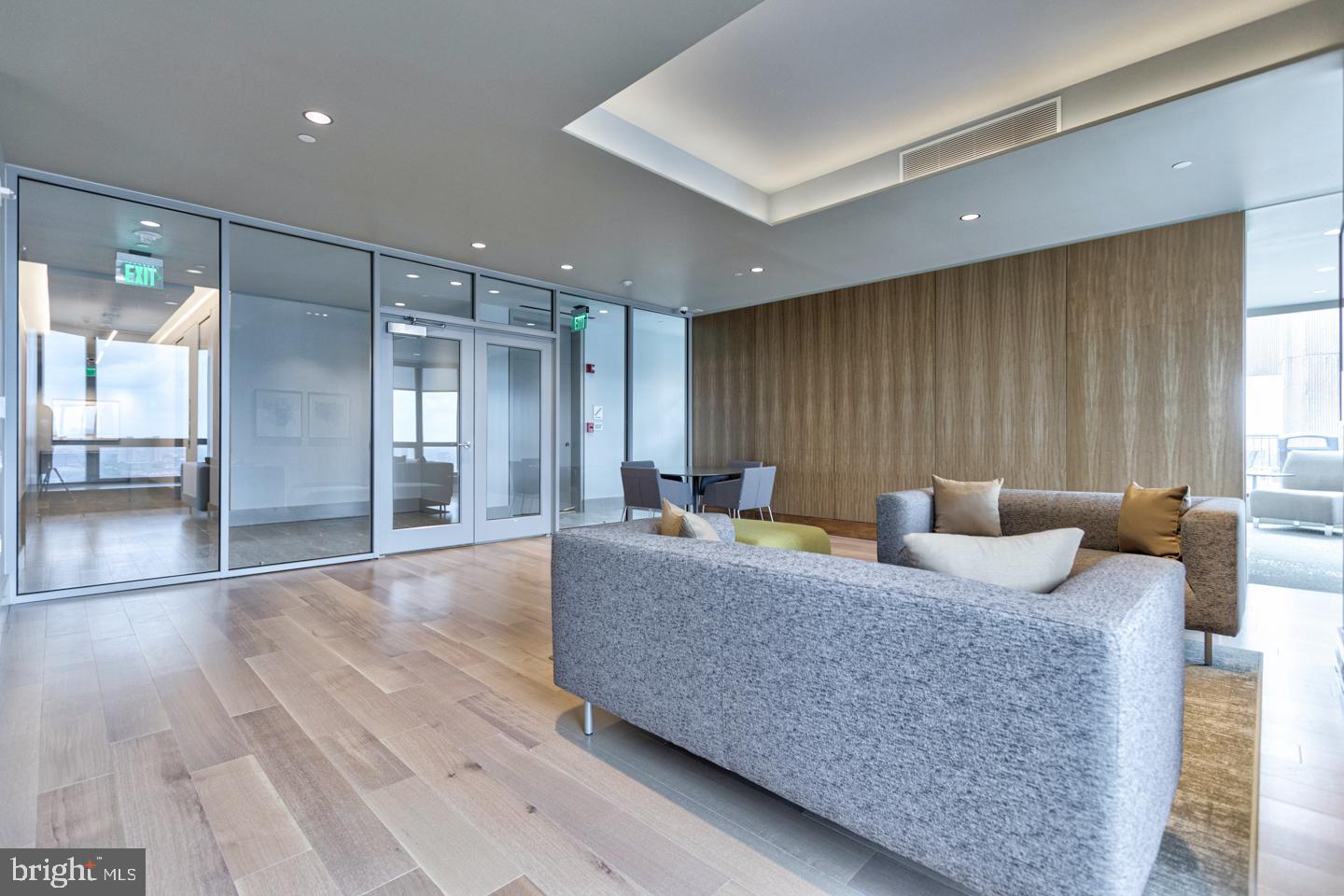 RITTENHOUSE SQUARE - Residential Lease