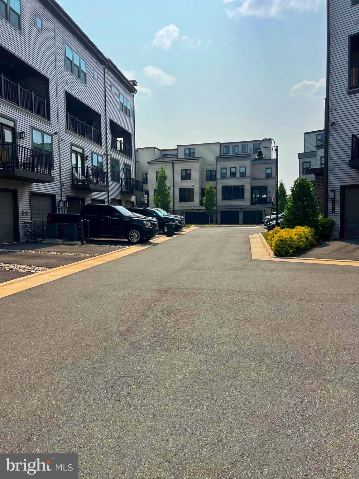 ONE LOUDOUN - Residential Lease