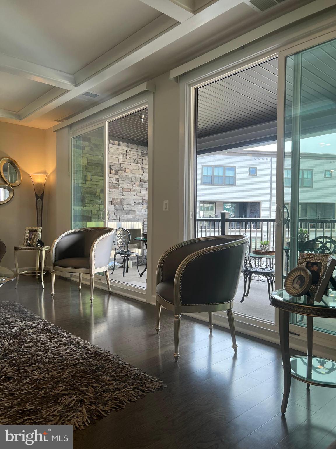 ONE LOUDOUN - Residential Lease