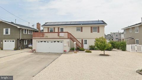 Photo of 329 W 5th Street, SHIP BOTTOM, NJ 08008 (MLS # NJOC2039294)