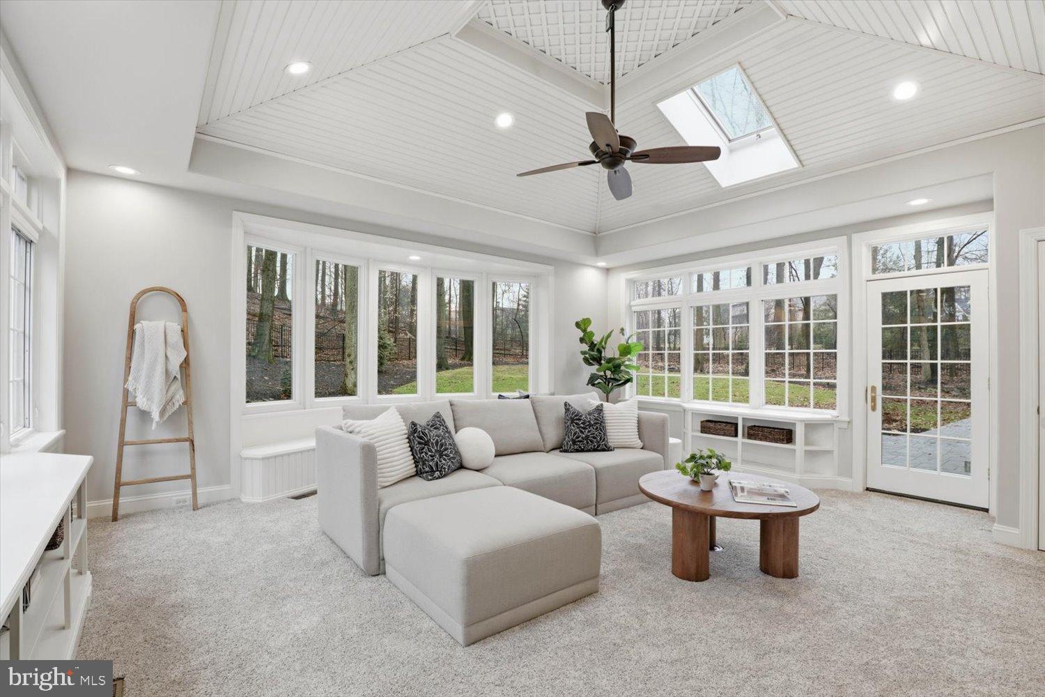 STONEY RUN - Residential