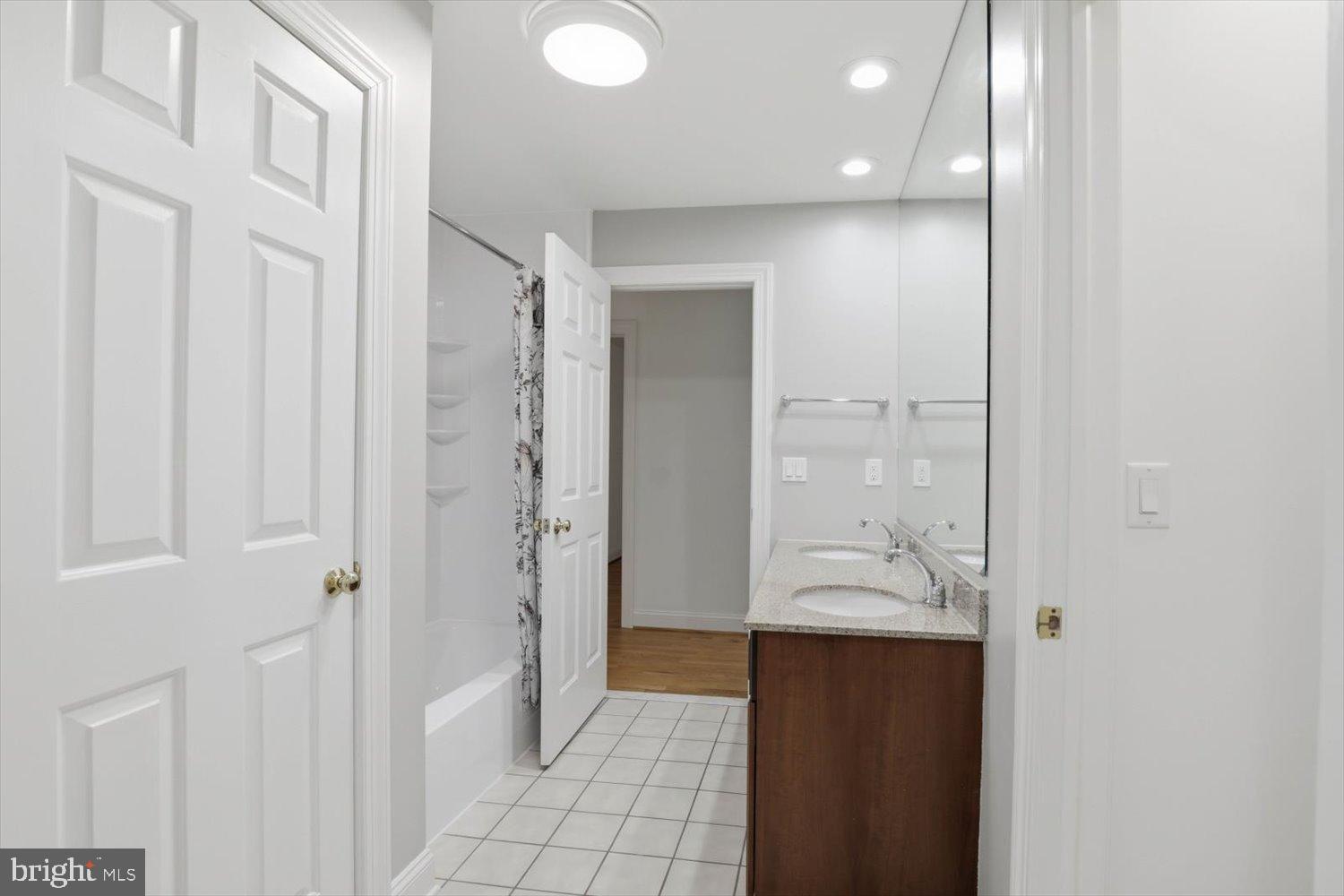 STONEY RUN - Residential