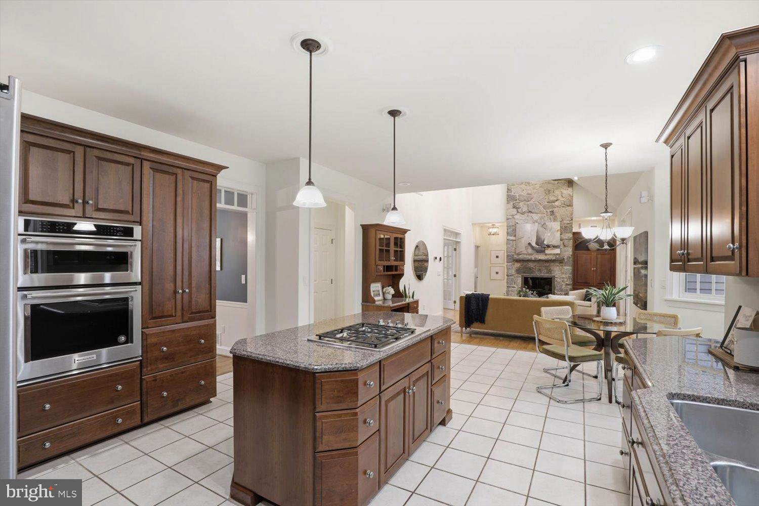 STONEY RUN - Residential