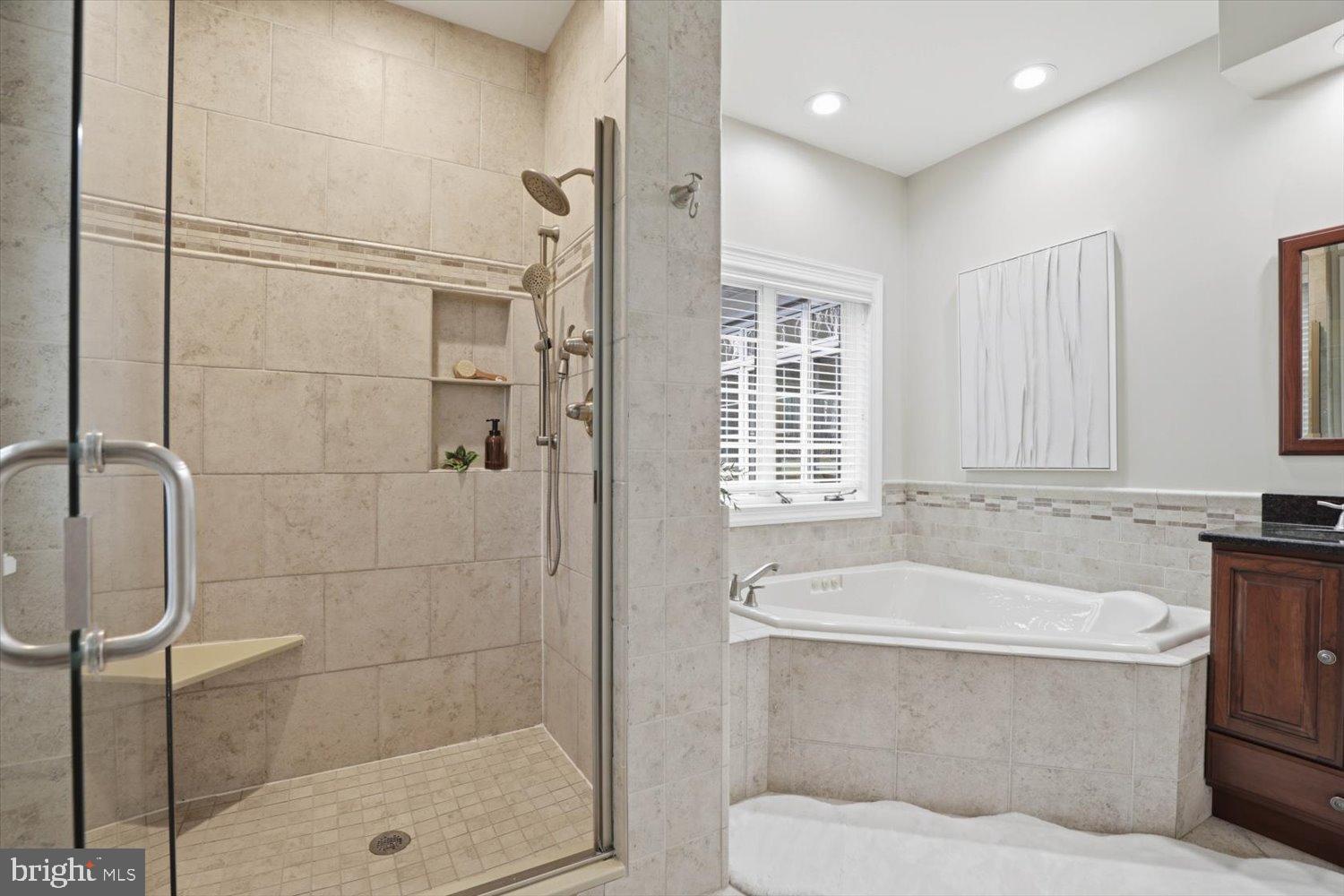 STONEY RUN - Residential