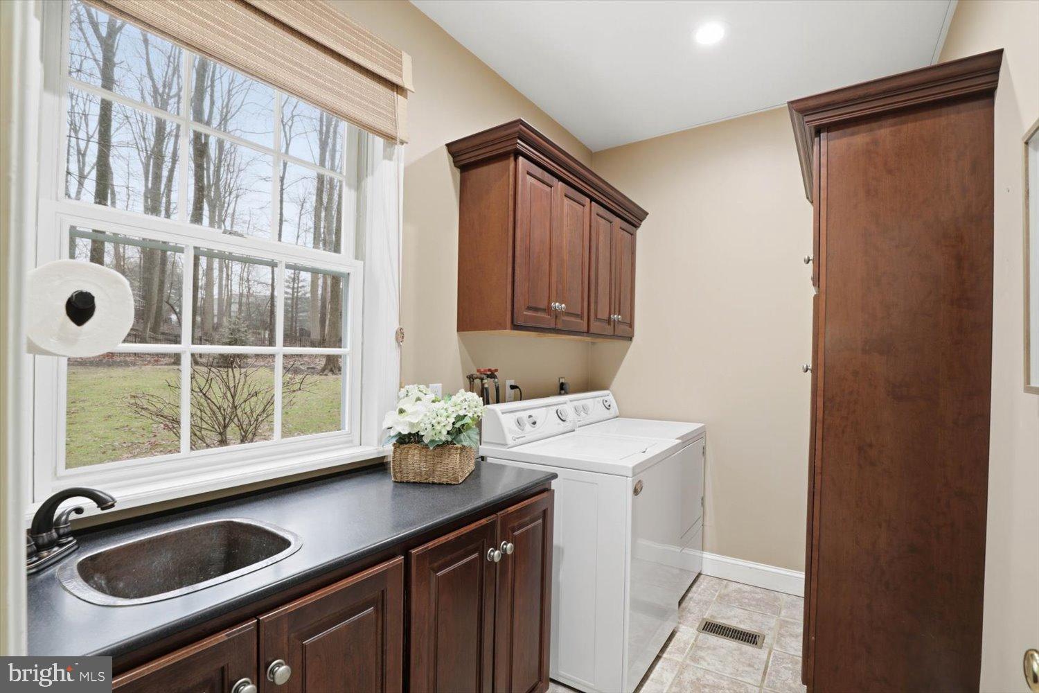 STONEY RUN - Residential