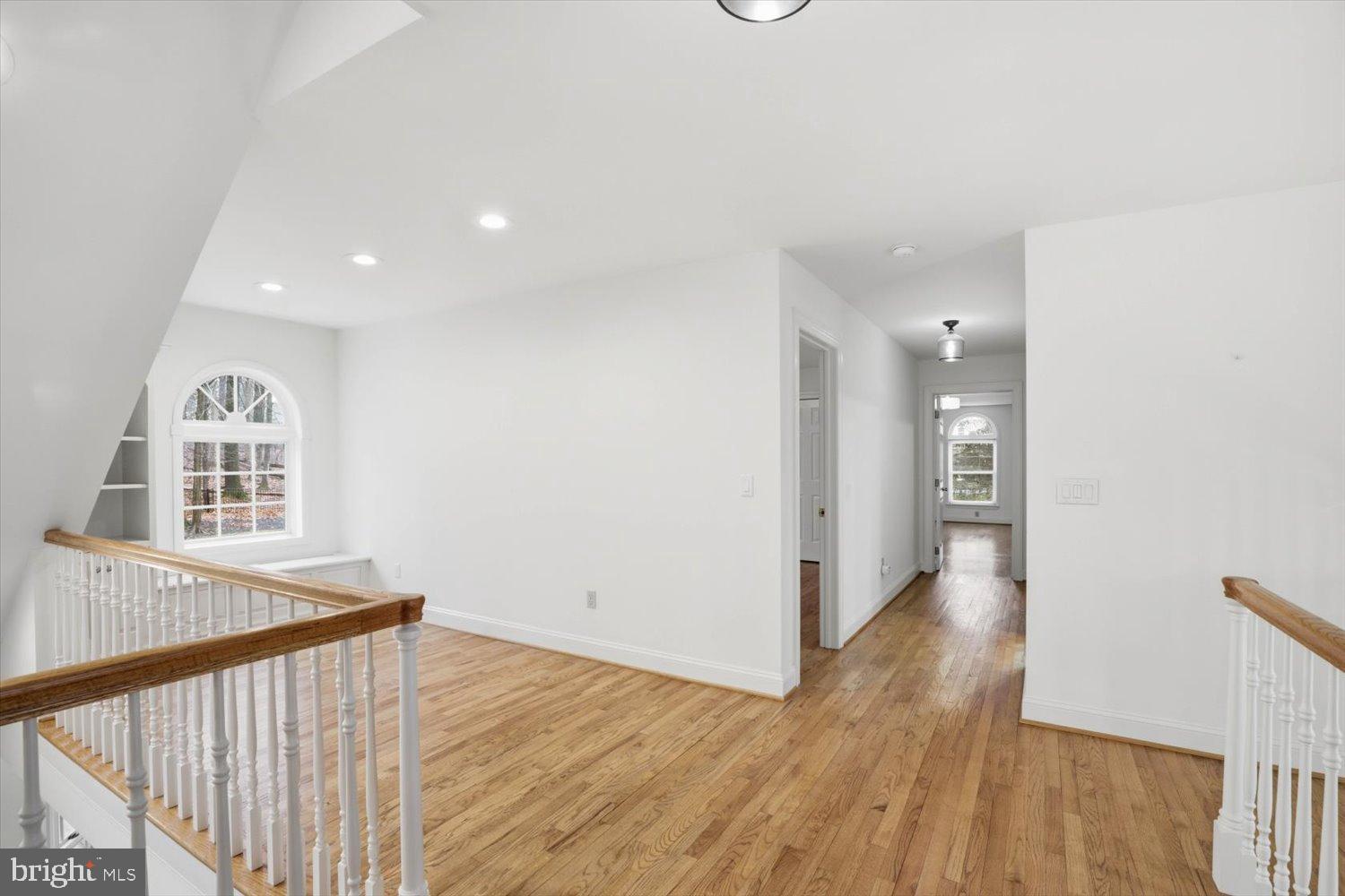 STONEY RUN - Residential