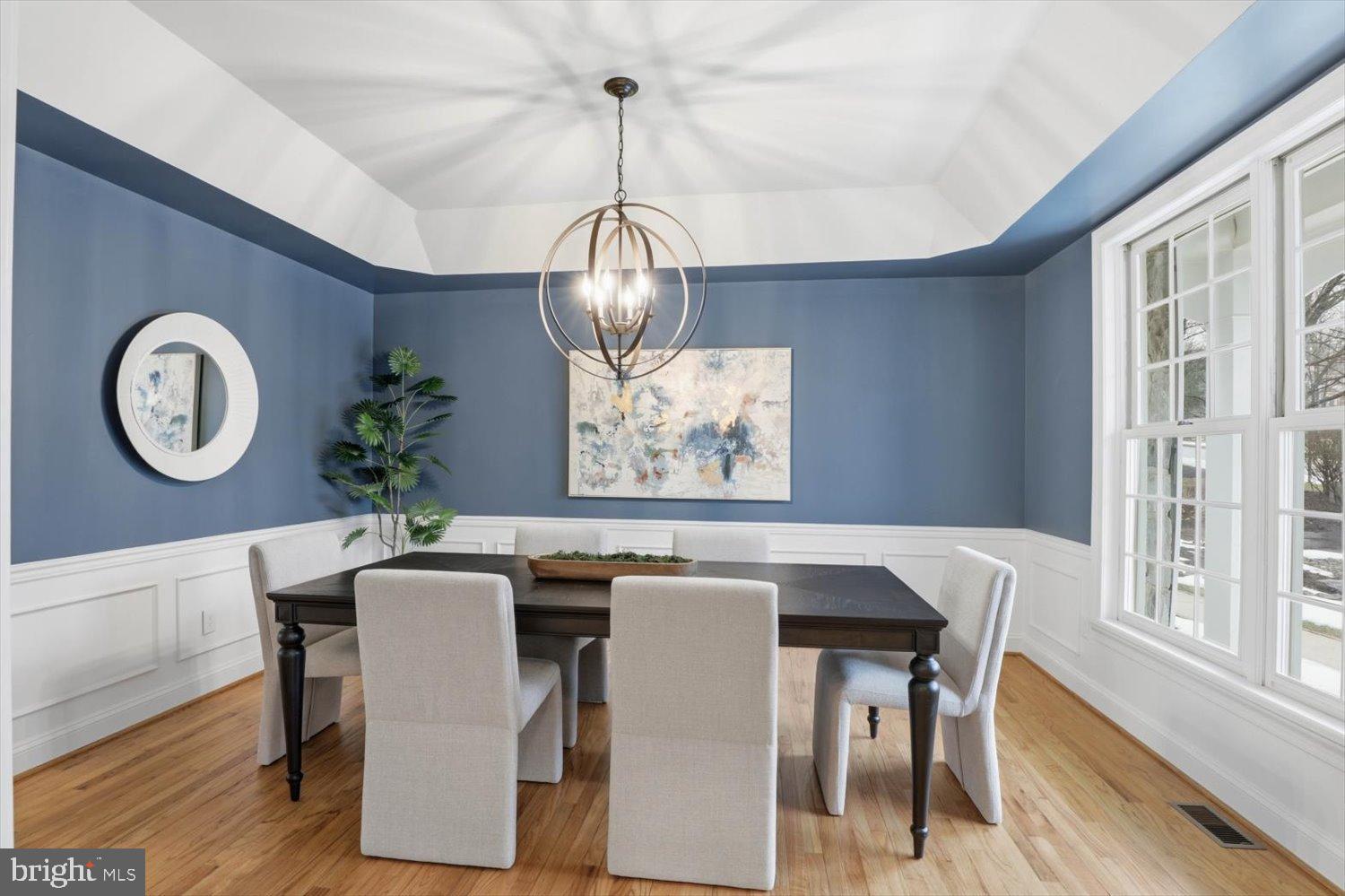 1160 STONEY RUN ROAD