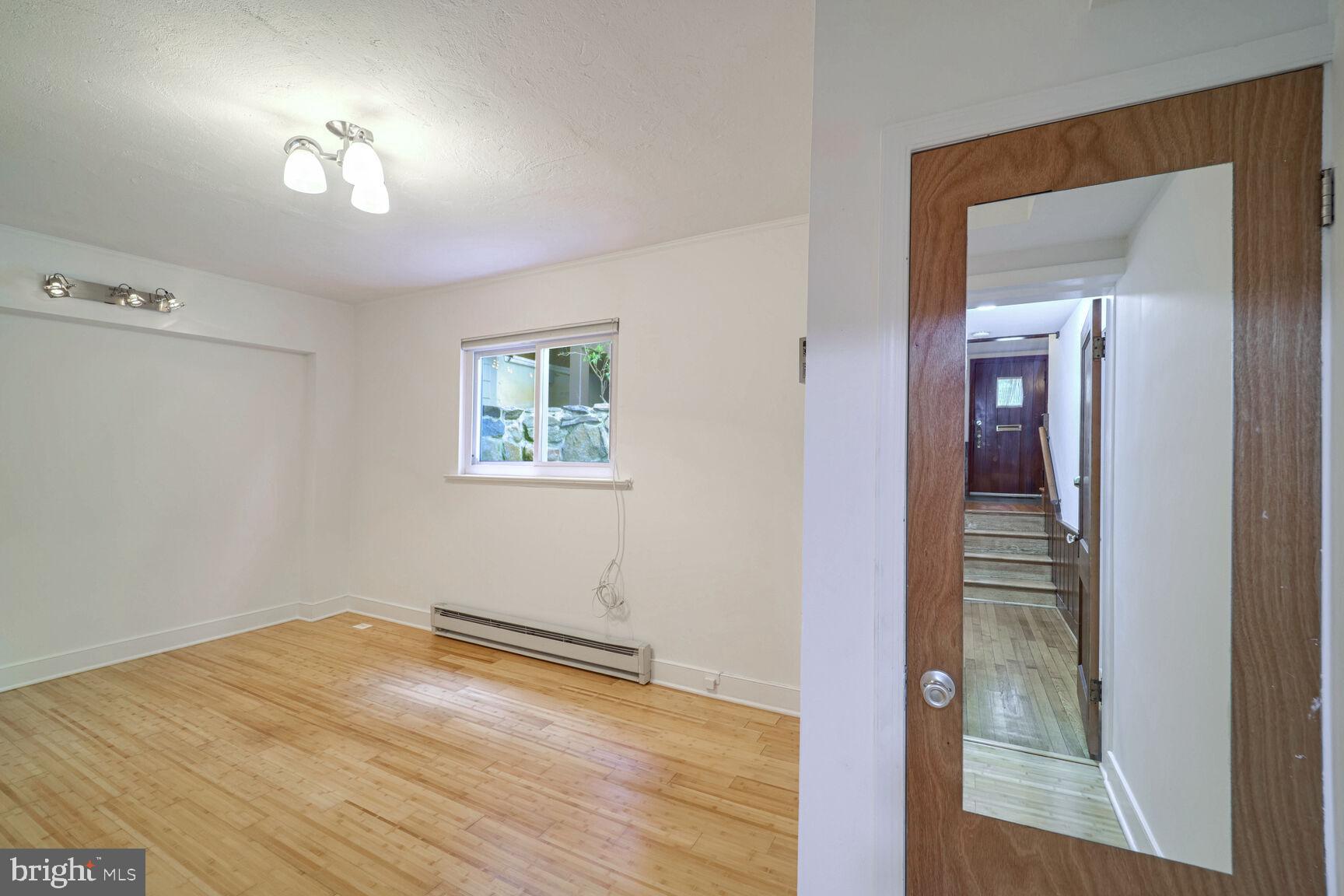 SOUTH WOODSIDE PARK - Residential