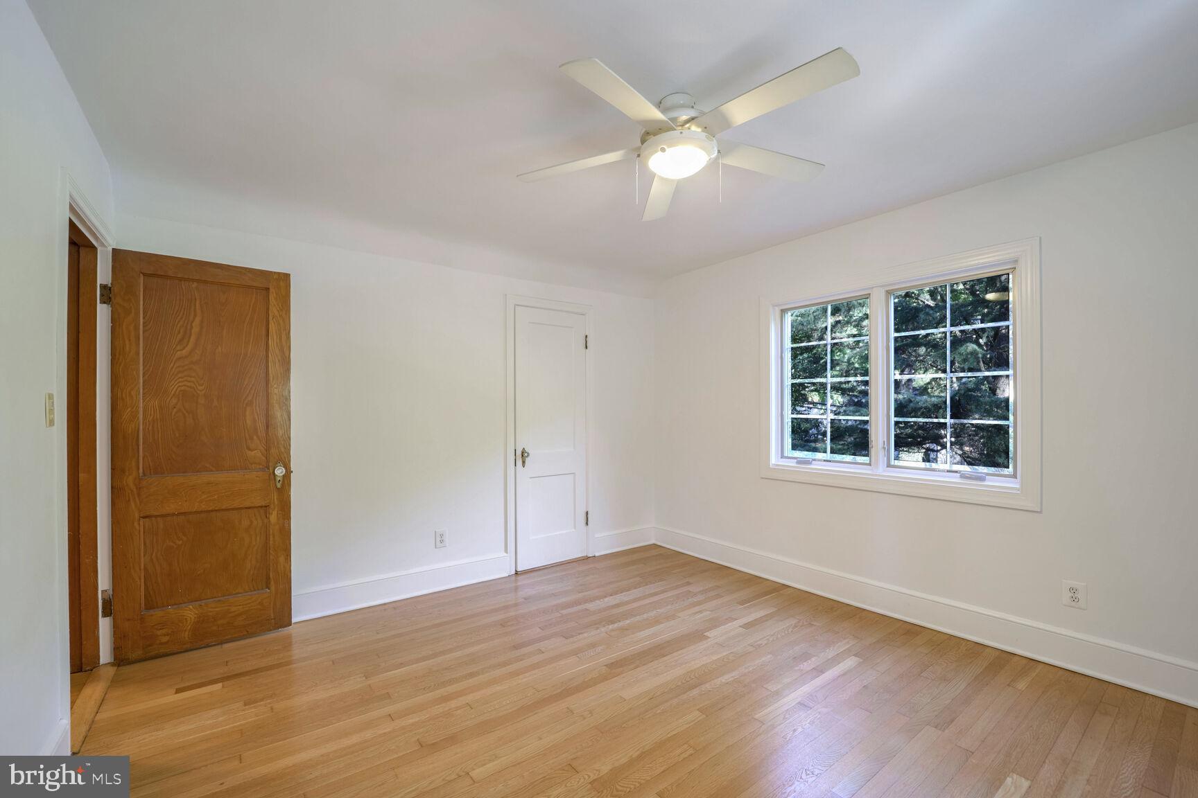 SOUTH WOODSIDE PARK - Residential