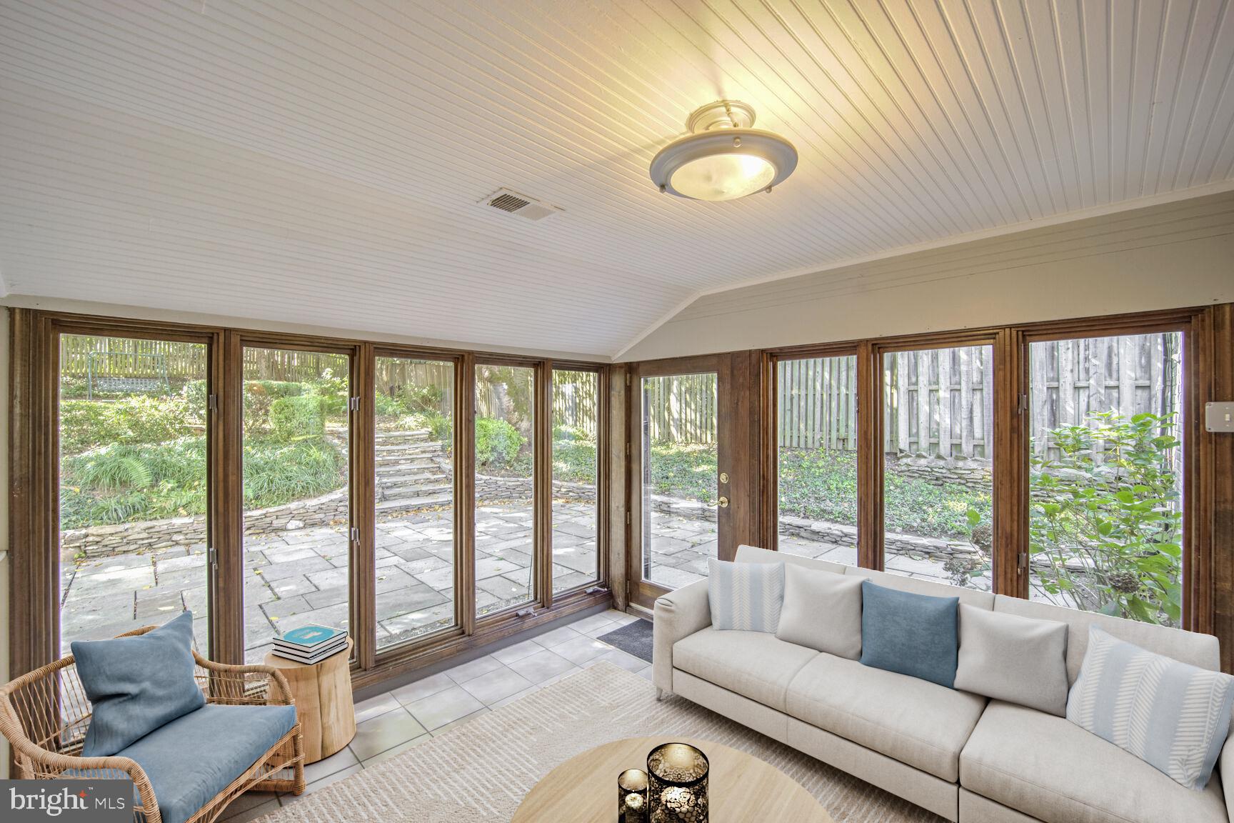 SOUTH WOODSIDE PARK - Residential