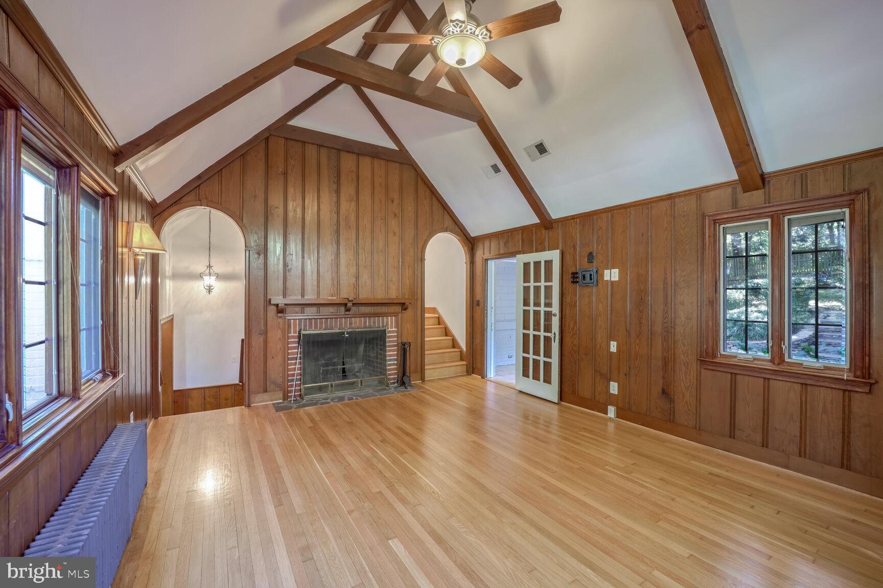 SOUTH WOODSIDE PARK - Residential