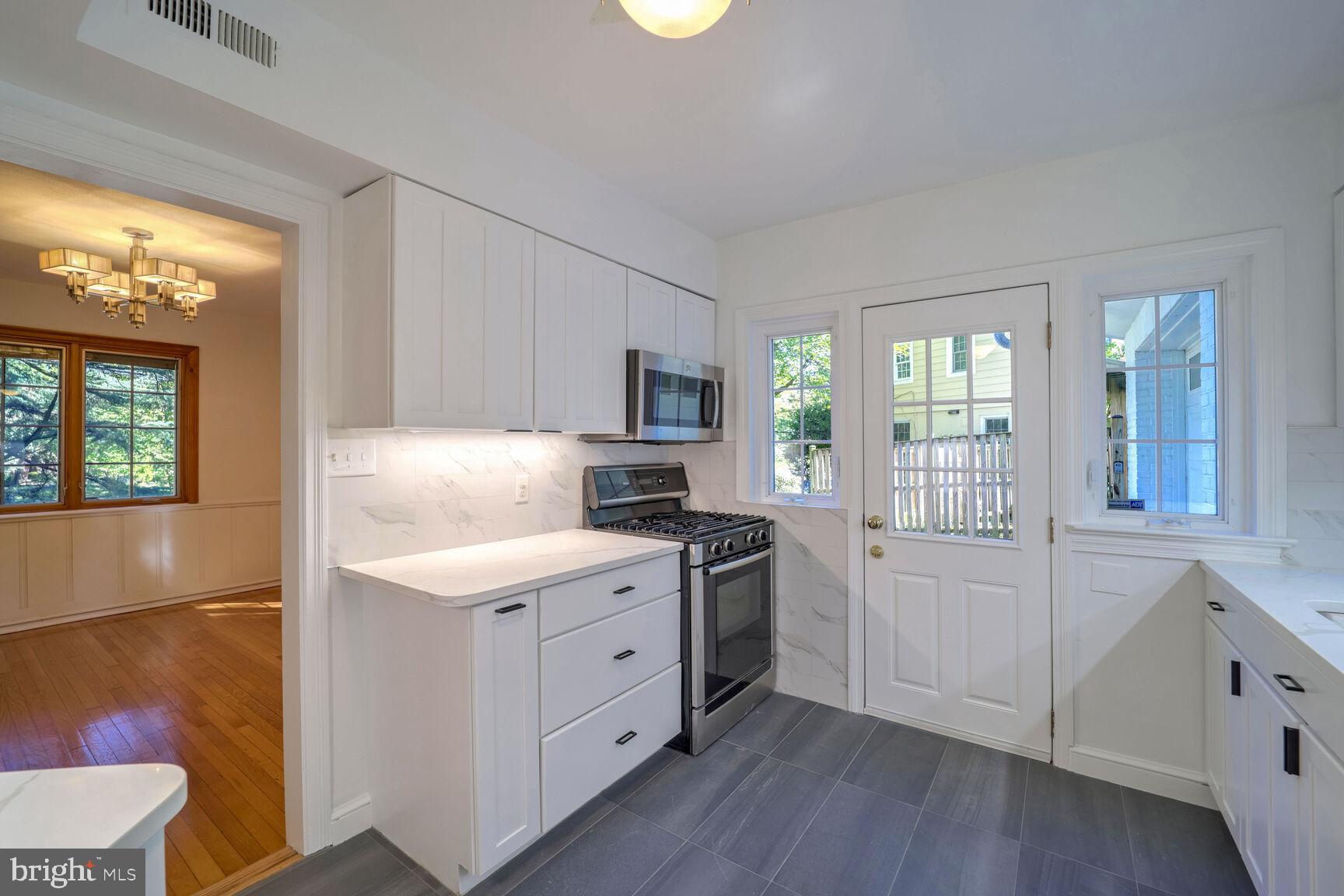 SOUTH WOODSIDE PARK - Residential